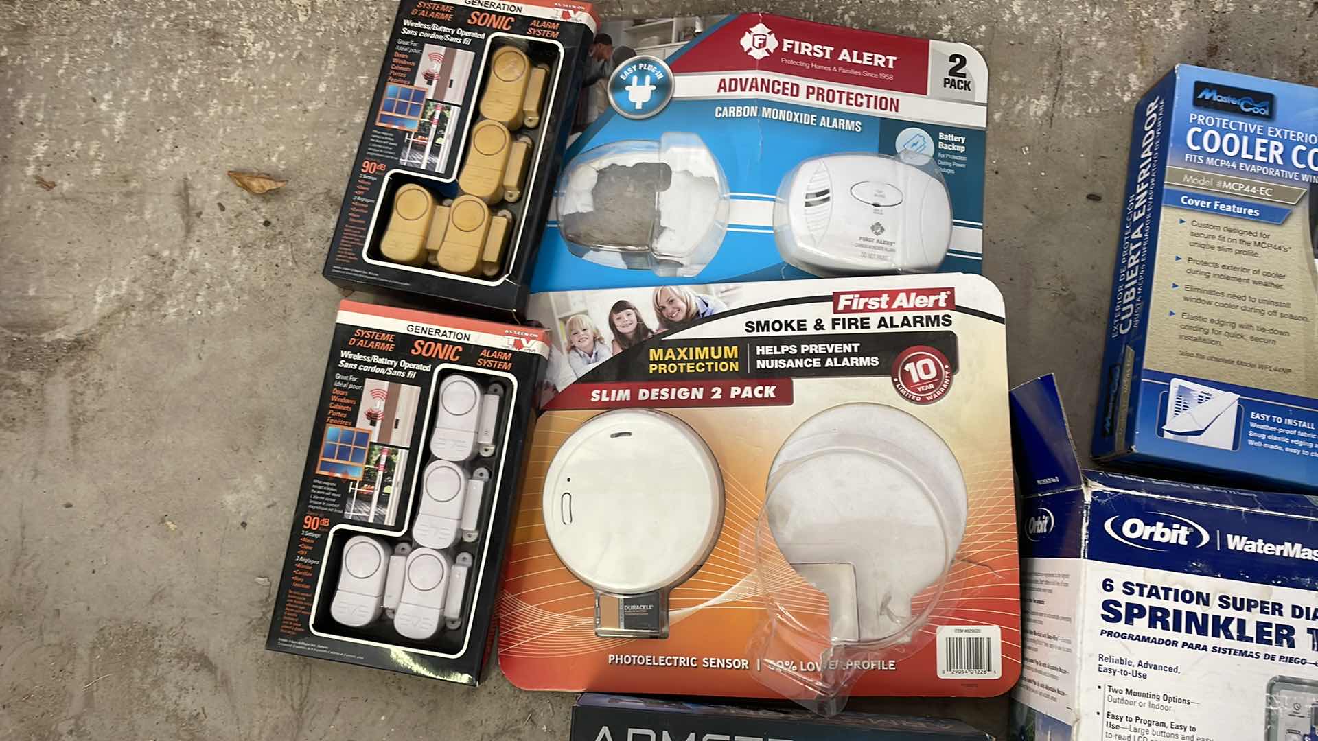 Photo 1 of ASSORTED HOME ITEMS