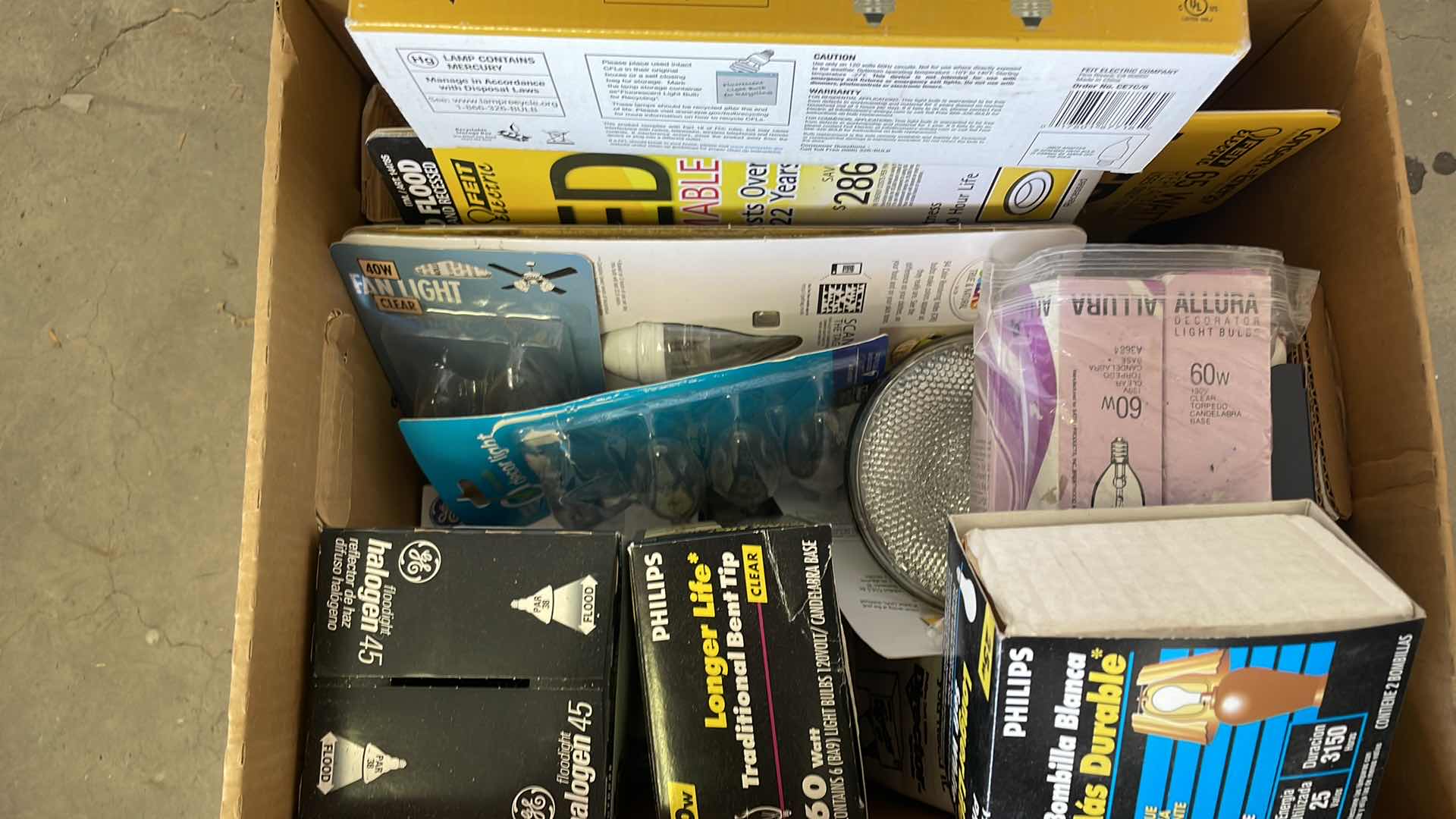 Photo 1 of BOX OF LIGHTBULBS