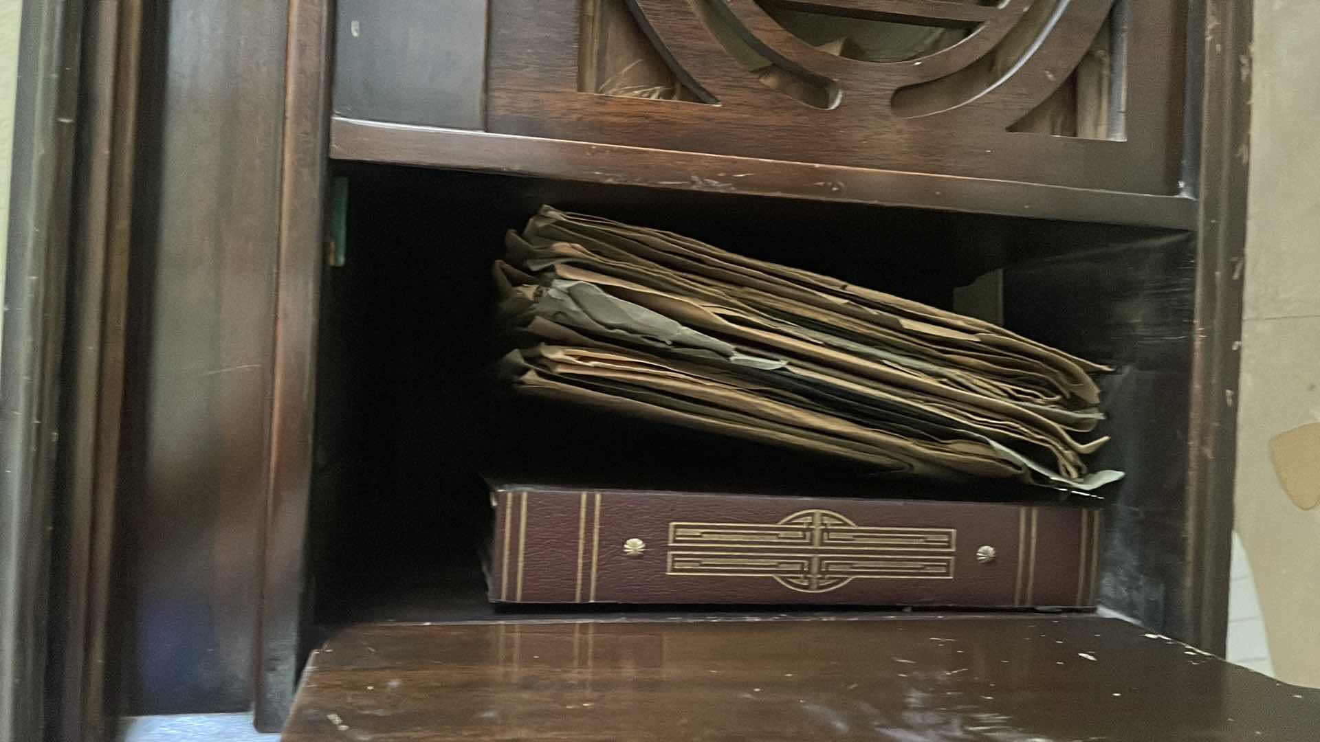 Photo 1 of ANTIQUE BRUNSWICK 1920’S PHONOGRAPH RECORDS INCLUDED WORKS -Record player 100-yr-old Brunswick crank up