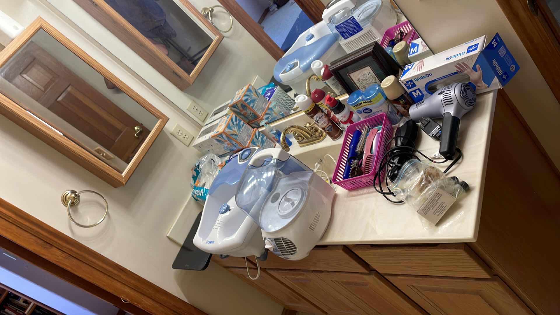 Photo 1 of BATHROOM ITEMS