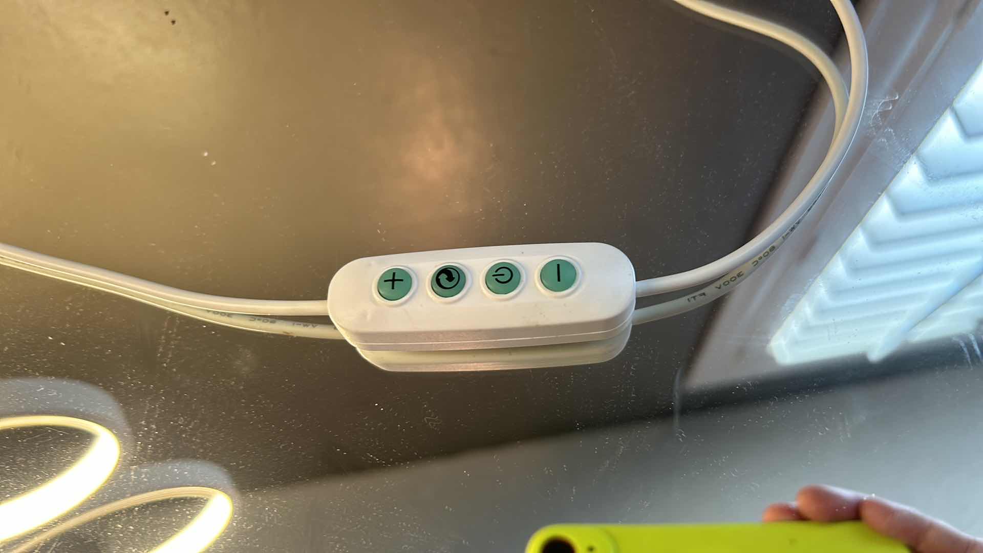 Photo 1 of MODERN FOUR-CIRCLE DESK/TABLE LAMP, TWO-TONE DIMMABLE ADJUSTMENTS. H 19".