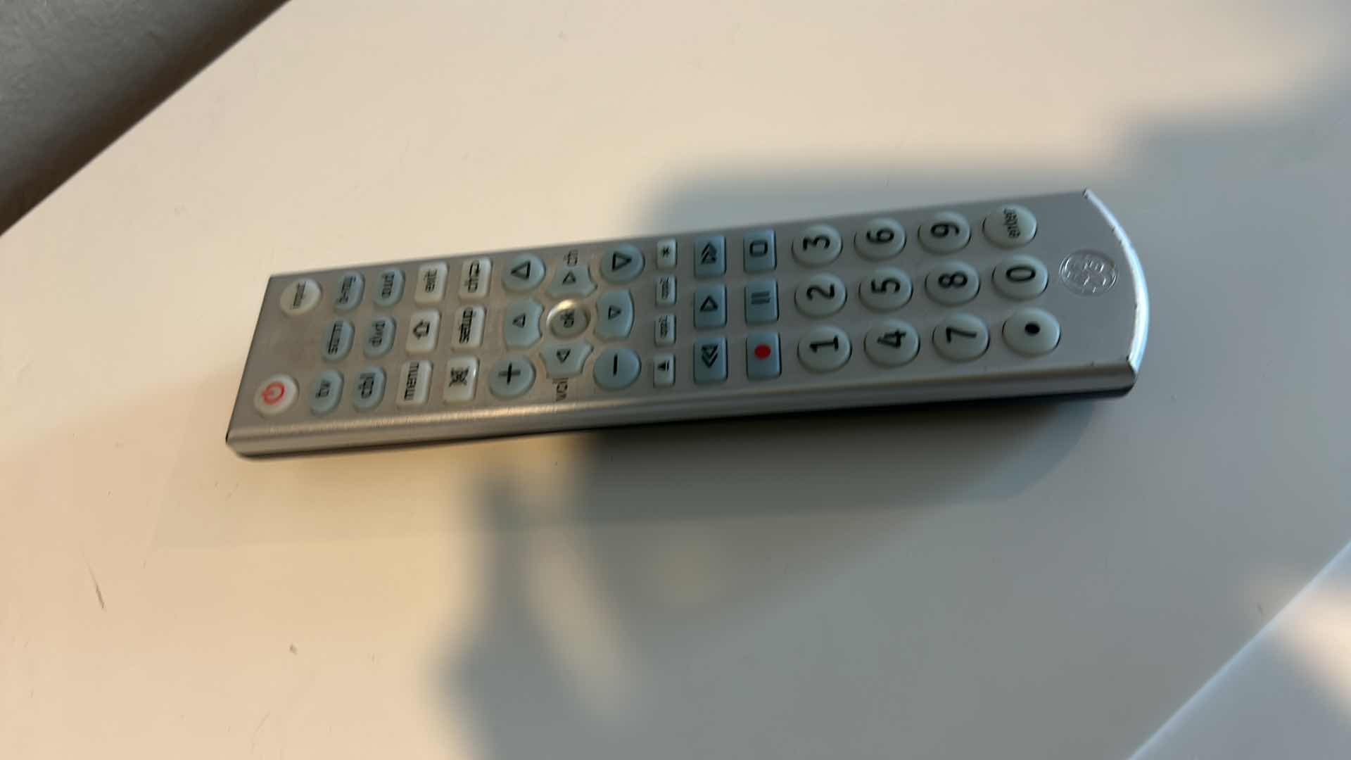 Photo 1 of 40” SAMSUNG FLAT SCREEN TV WITH WALL MOUNT WITH REMOTE