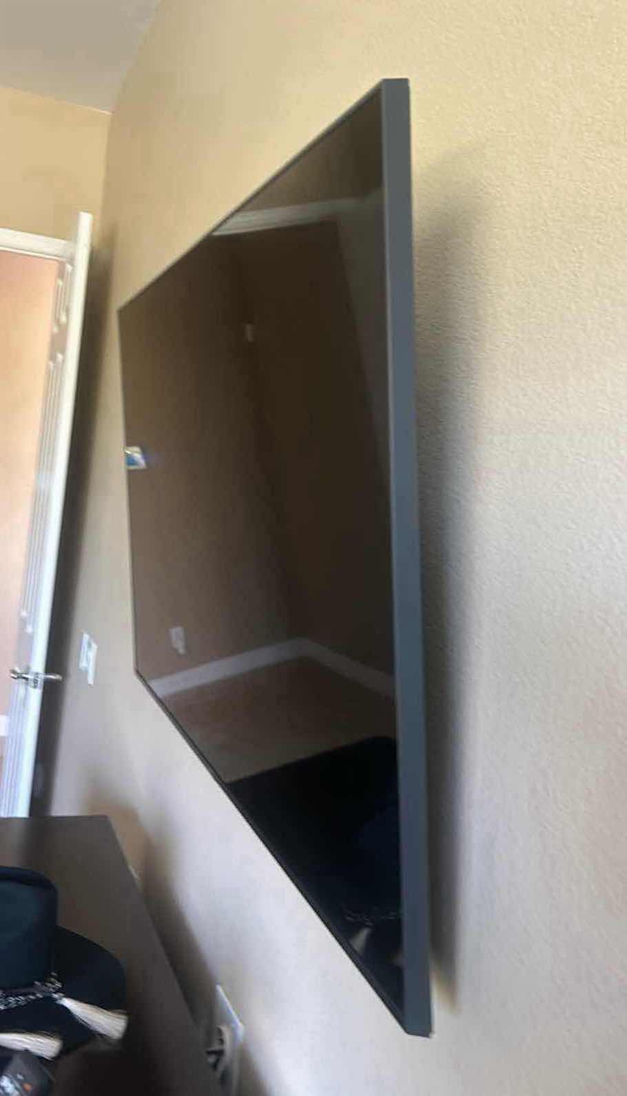 Photo 1 of 55" LG SMART TV W REMOTE & WALL MOUNT