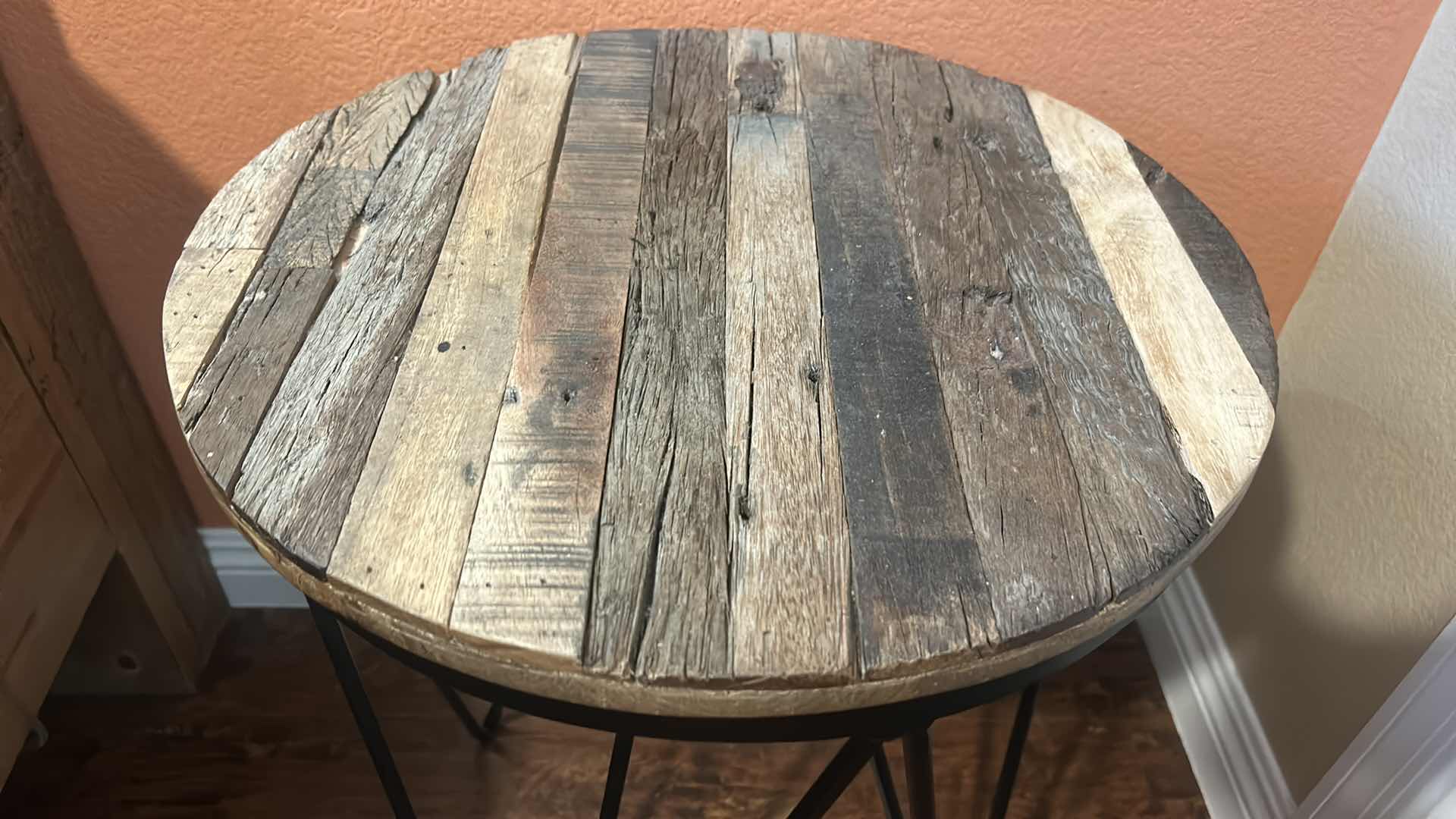 Photo 2 of 18" ROUND METAL BASE ACCENT TABLE W RUSTIC WOOD TOP 24" 