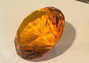Photo 1 of BRILLIANT ORANGE CUT CRYSTAL DIAMOND DÉCOR.