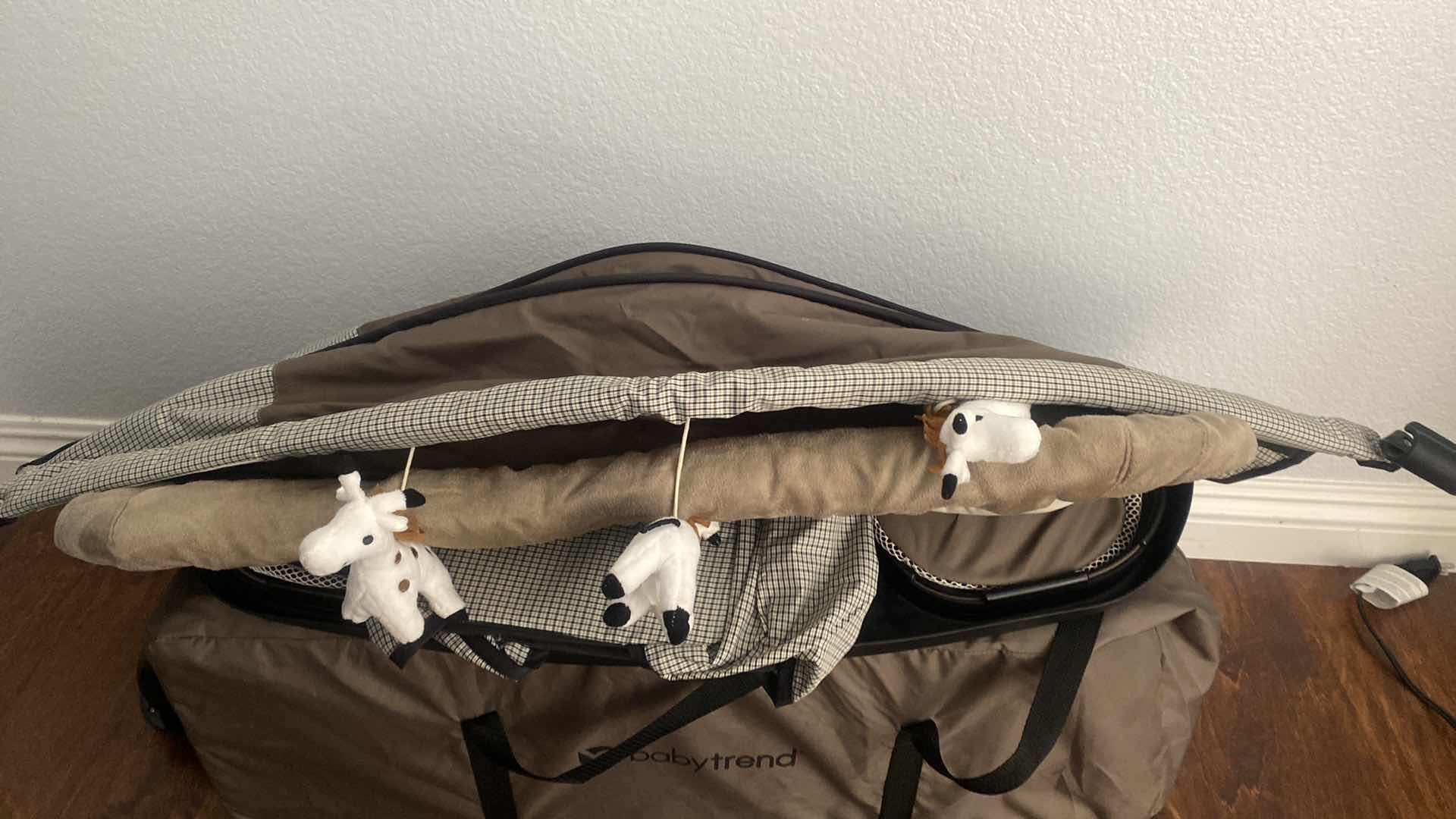 Photo 1 of BABY TREND PACK N PLAY