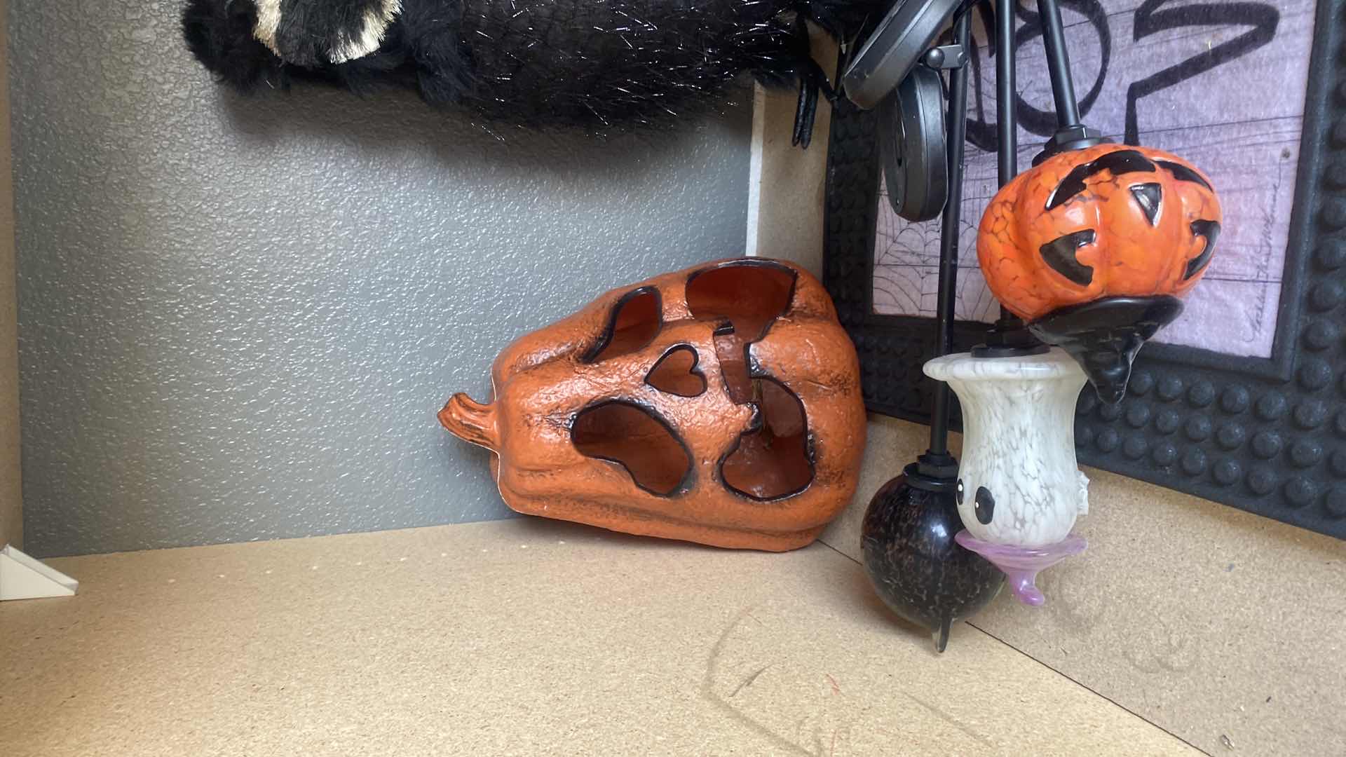 Photo 1 of HALLOWEEN DECOR