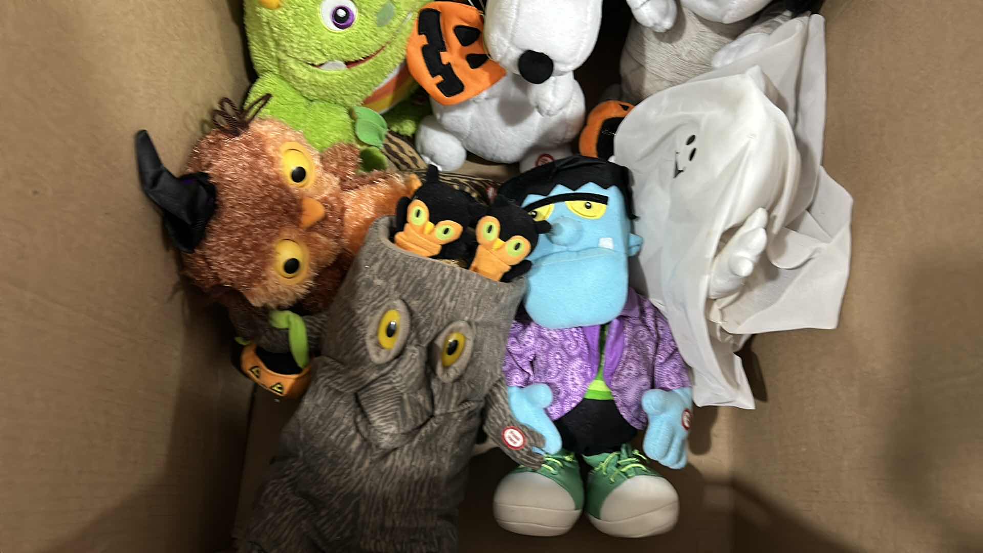 Photo 1 of 9 PC HALLOWEEN DECORATIONS