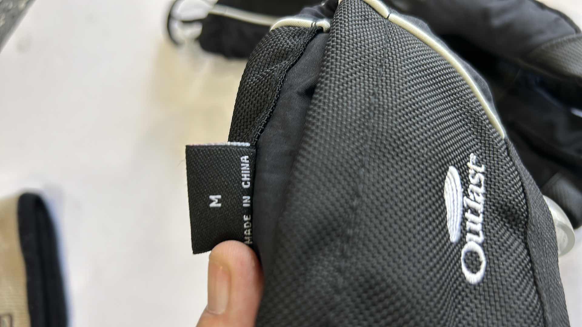 Photo 7 of 2 SETS OF SKI GLOVES AND BEANIE