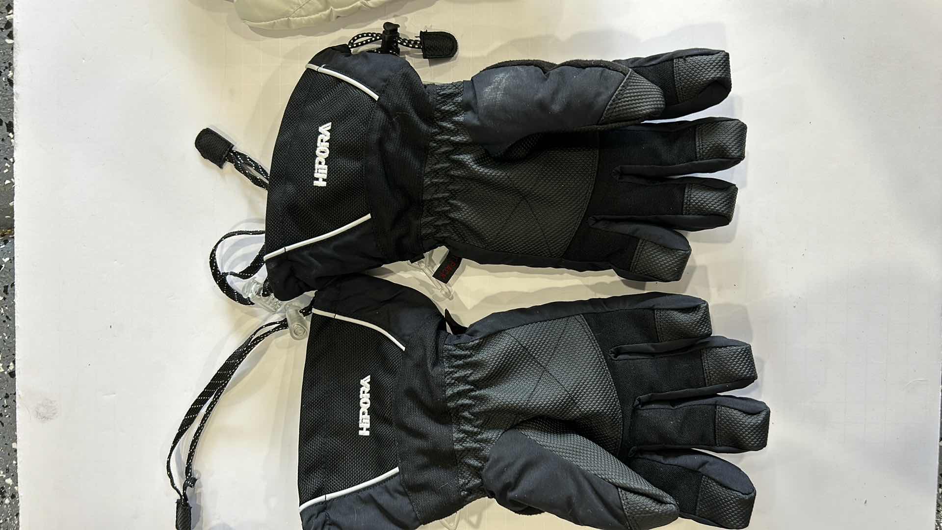 Photo 6 of 2 SETS OF SKI GLOVES AND BEANIE