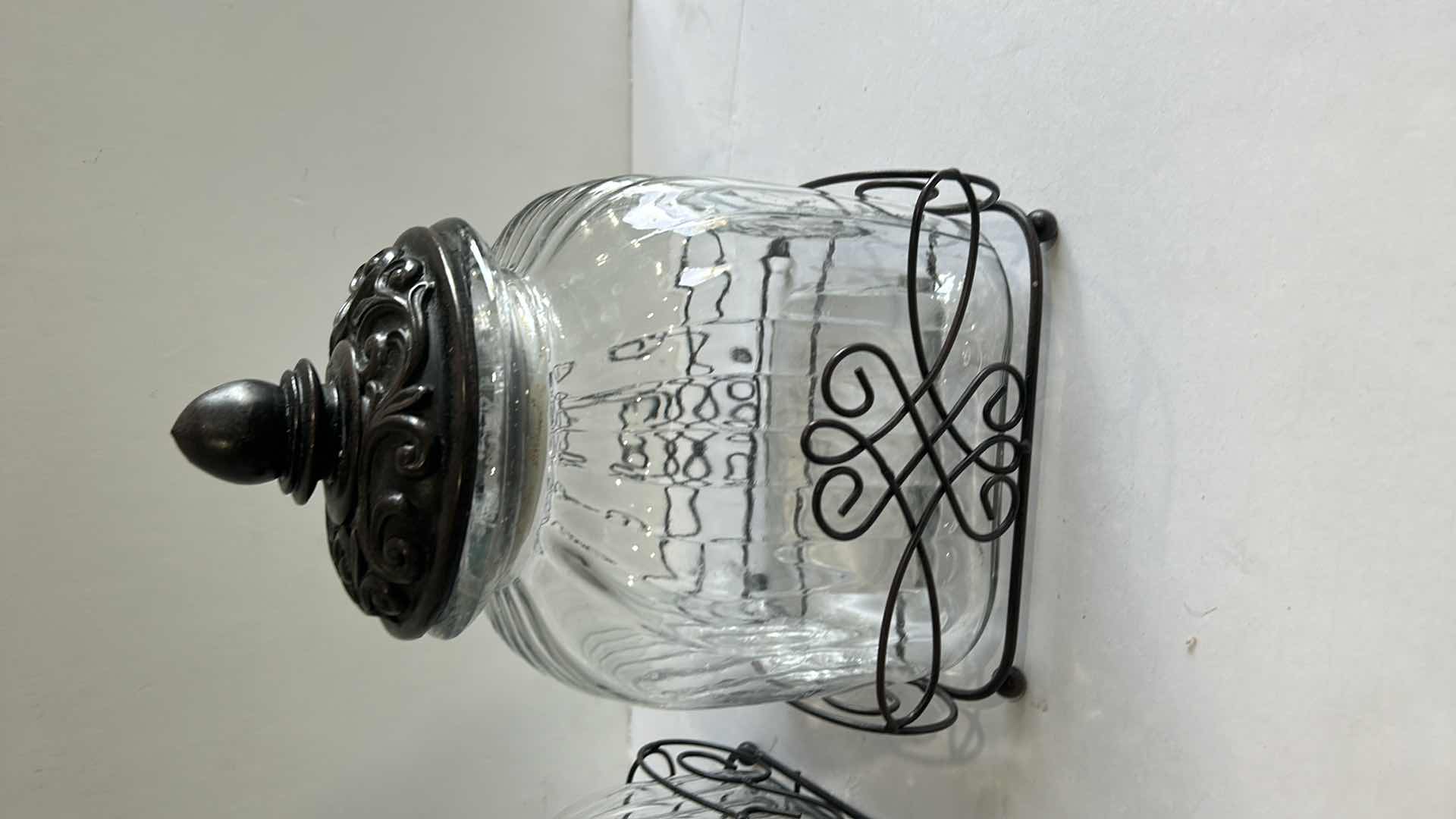 Photo 1 of HOME DECOR TALLEST H10”