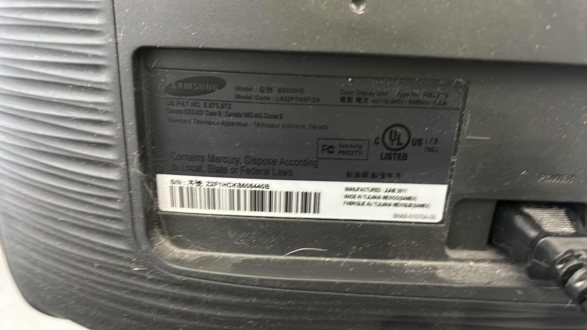 Photo 1 of 21.5” SAMSUNG HDTV MONITOR SYNCMASTER.