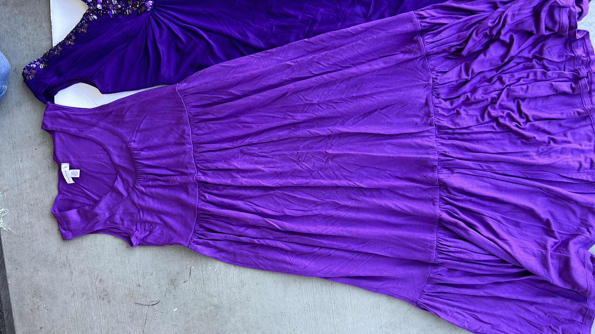 Photo 1 of WOMENSWEAR-6PC SIZE S /M