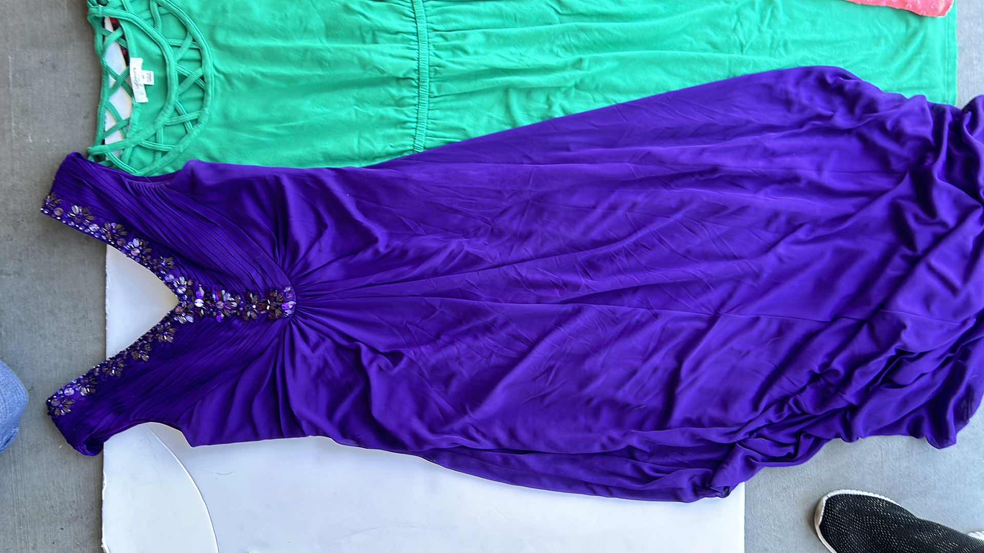 Photo 1 of WOMENSWEAR-6PC SIZE S /M