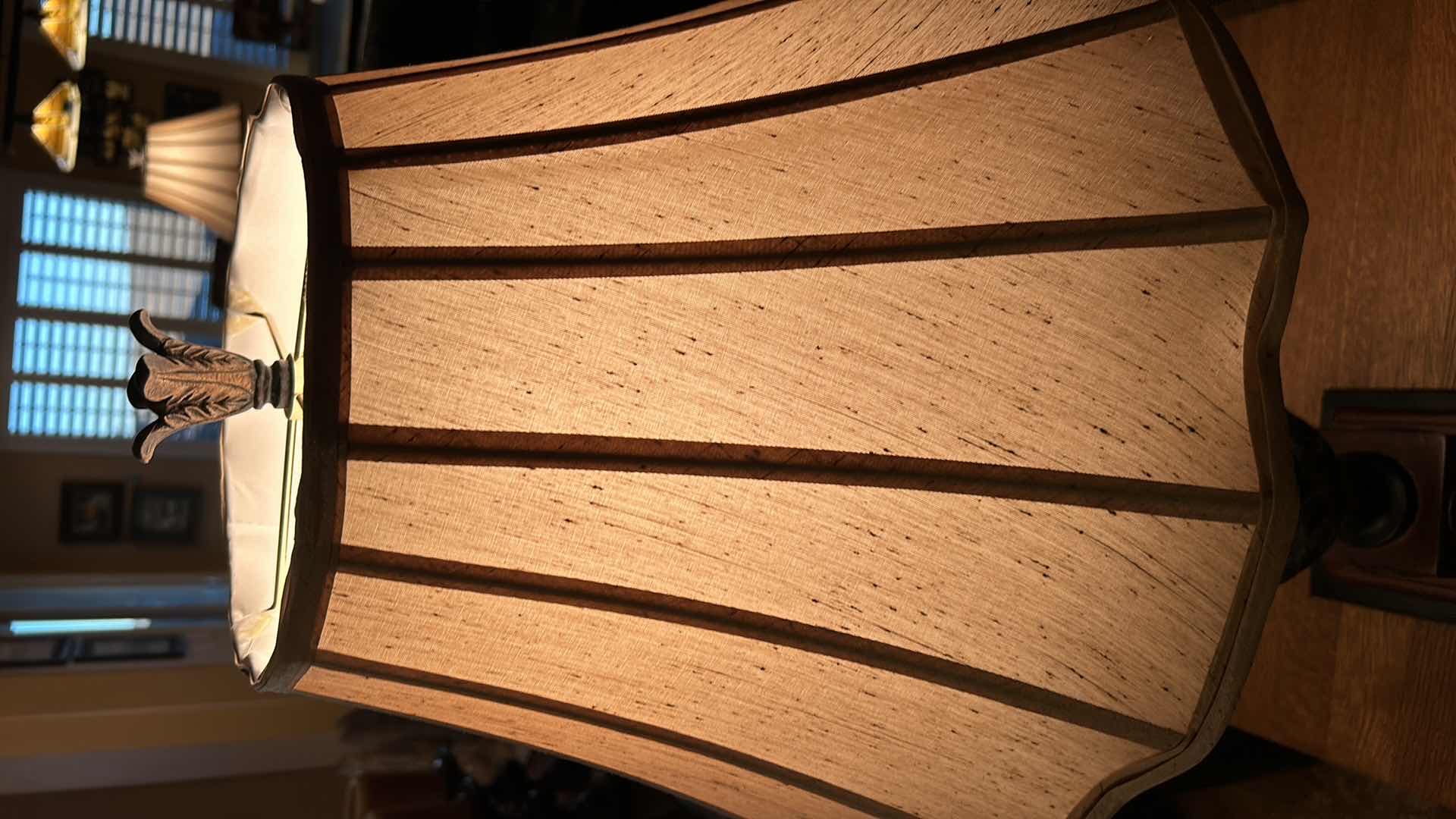 Photo 1 of 3’TABLE LAMP