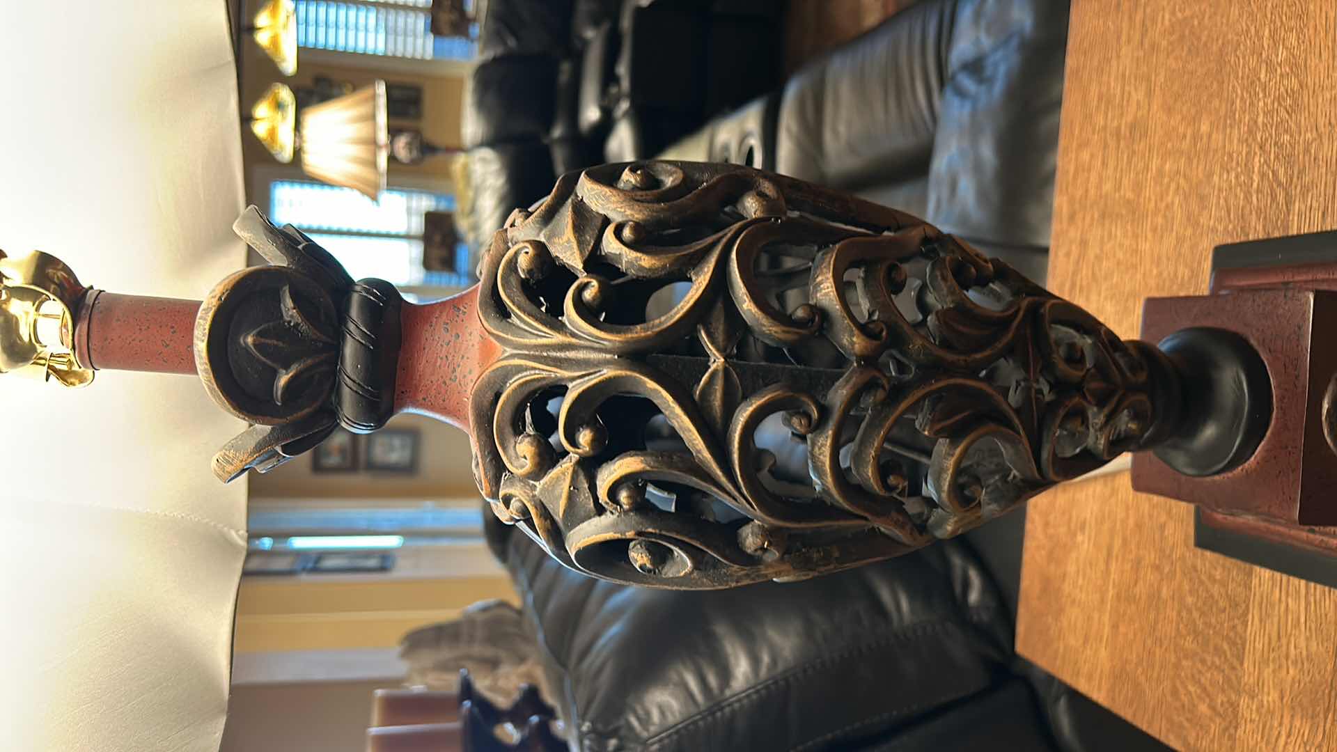 Photo 1 of 3’TABLE LAMP