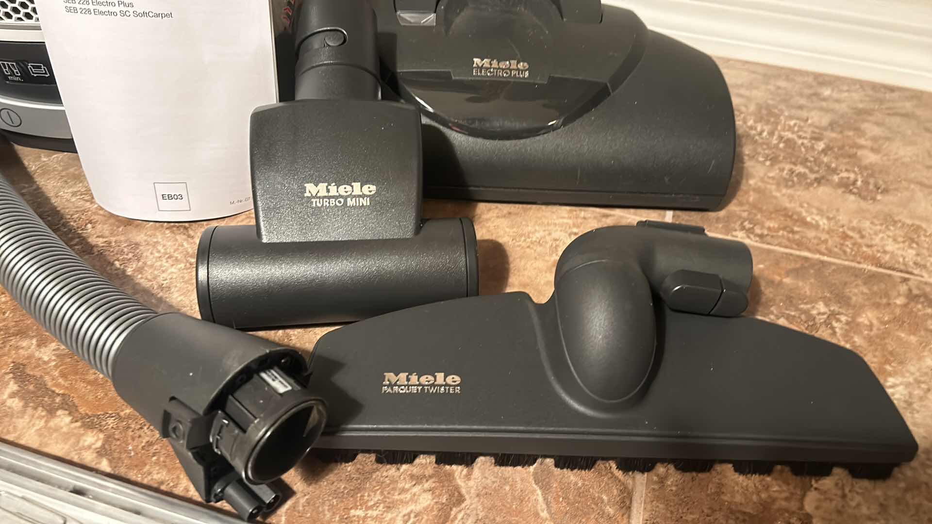 Photo 1 of  MIELE COMPLETE C3 DOG AND CAT POWERLINE VACUUM CLEANER