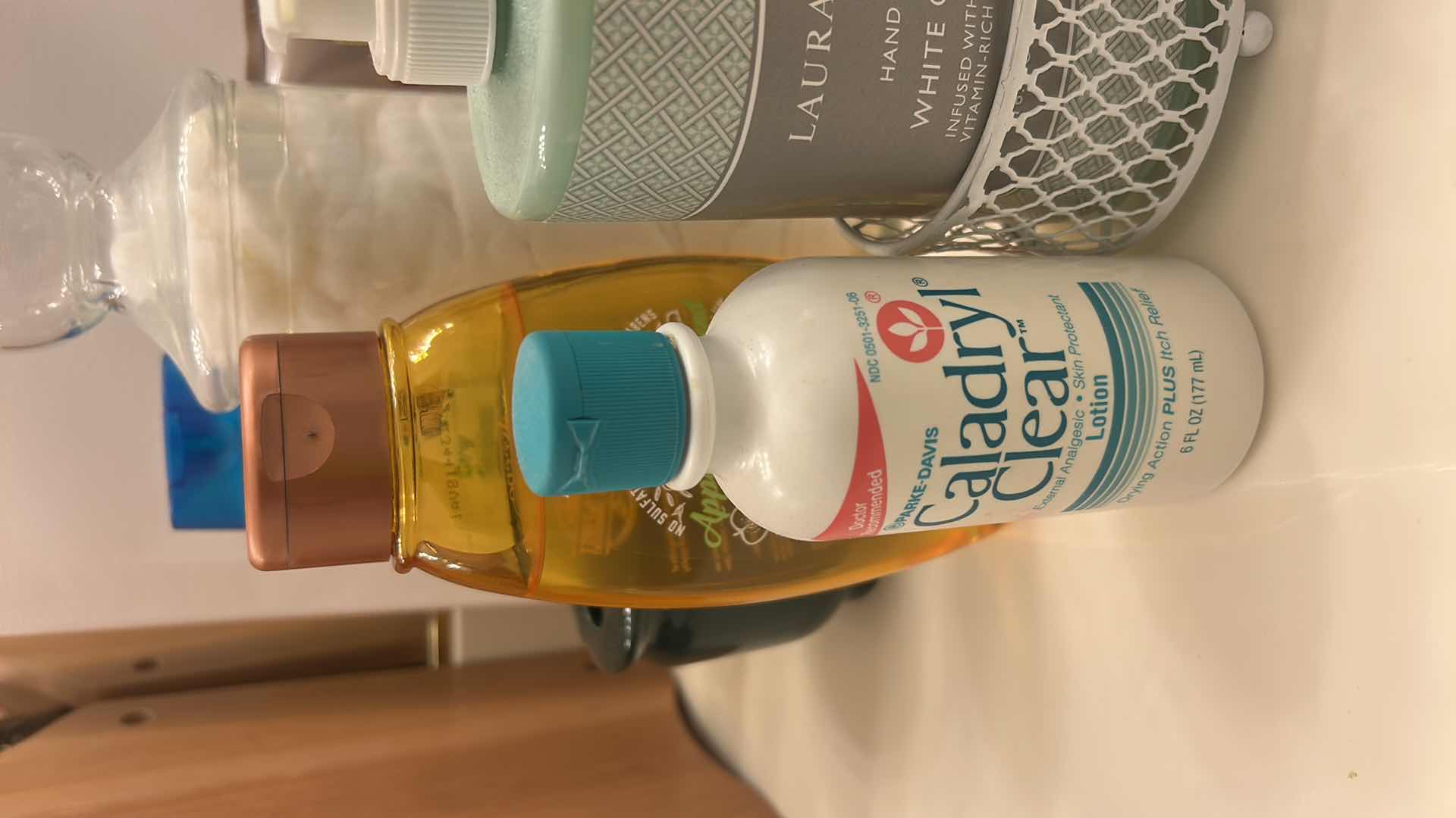 Photo 1 of BATHROOM ASSORTMENT/ PERSONAL CARE AND MORE