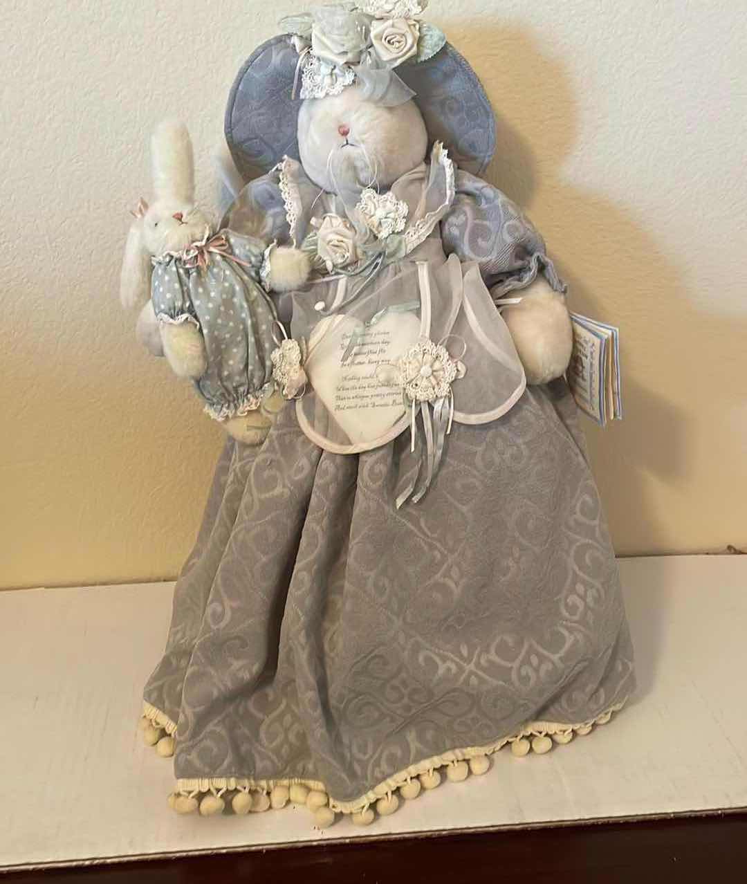 Photo 1 of BUNNIES BY THE BAY PEARLY EARLY AND BABY GIRLY BUNNY WITH STAND  21 COA 178/600