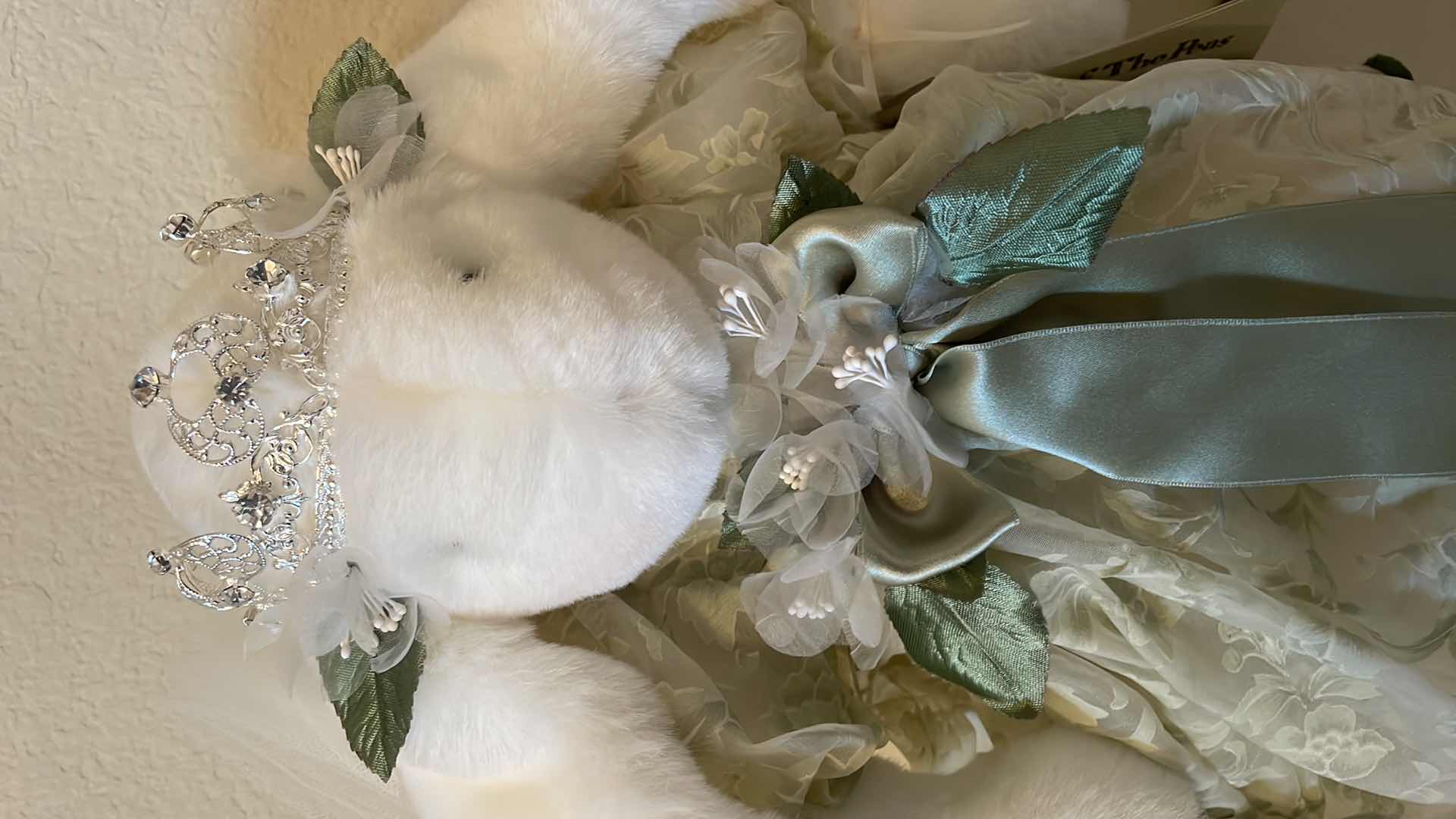 Photo 5 of BUNNIES BY THE BAY PRINCESS OF THE PEAS WITH STAND COA 20”