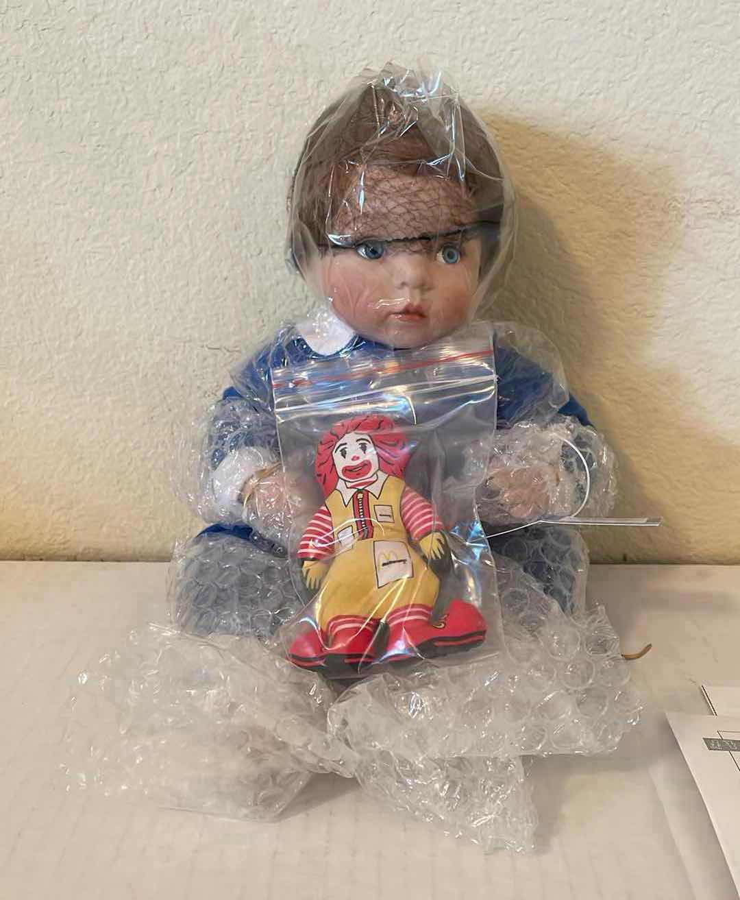 Photo 1 of ASHTON DRAKE GALLERIES MCMEMORIES “YOU DESERVE A BREAK TODAY PORCELAIN DOLL 12”COA NEW UNSEALED