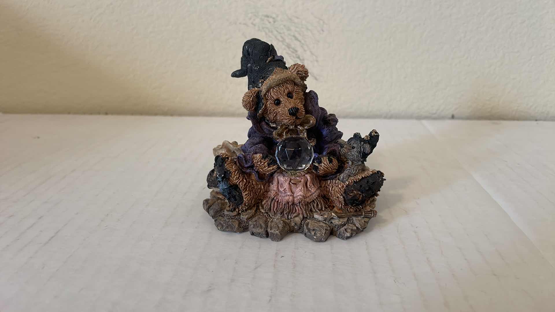 Photo 1 of BOYDS BEARS AND FRIENDS THE WONDERFUL WIZARD OF WUZ 4”xH4” COA