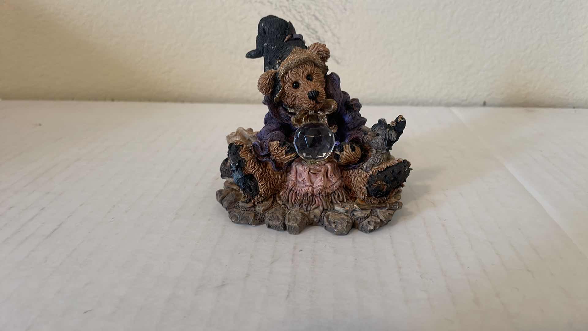 Photo 1 of BOYDS BEARS AND FRIENDS THE WONDERFUL WIZARD OF WUZ 4”xH4” COA