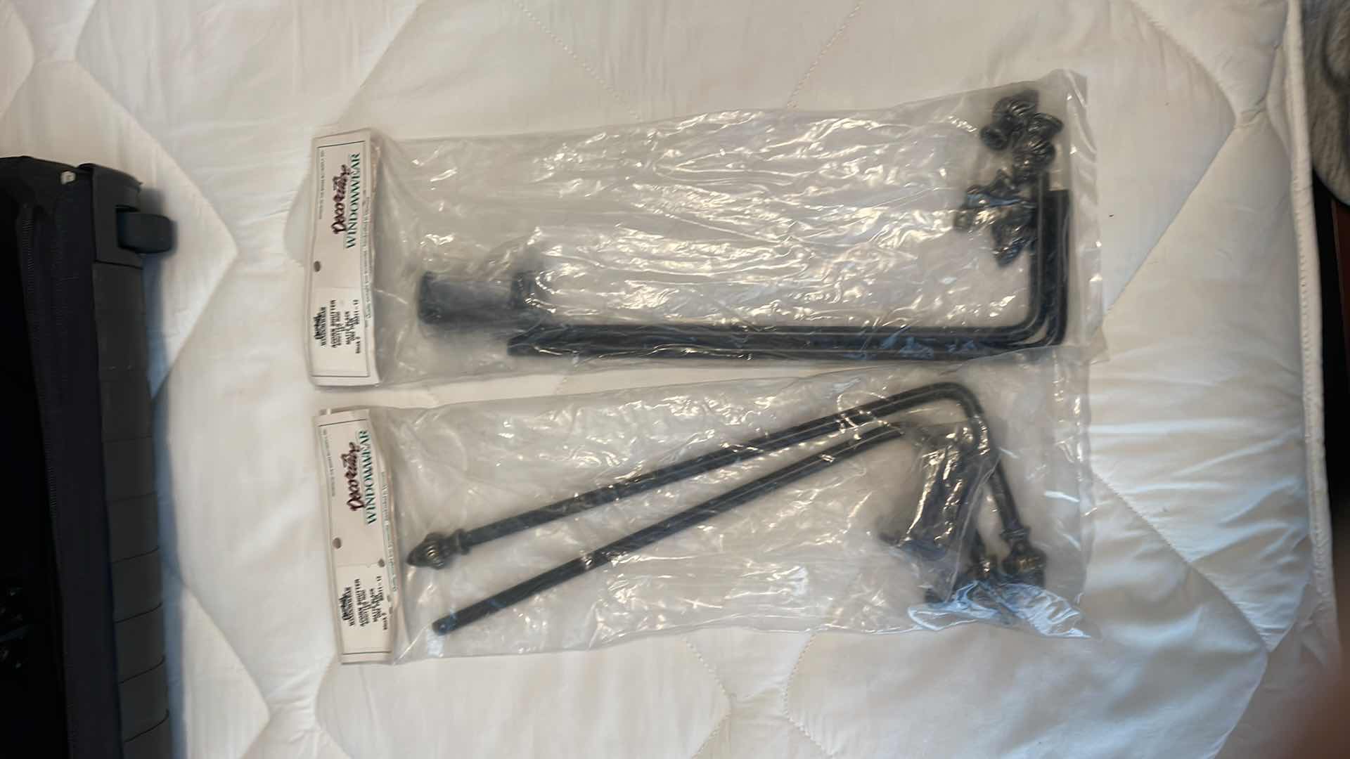 Photo 1 of DECORATIVE WINDOW WEAR ACORN SHUTTER SHUTTER ROD 12”