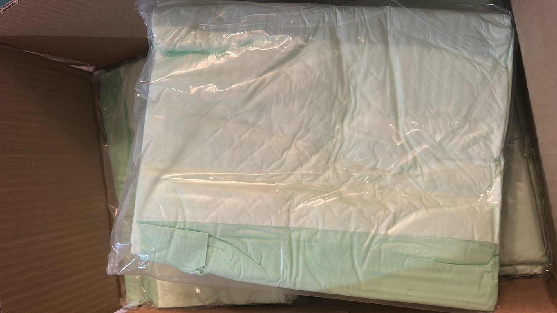 Photo 1 of 50 NEW MEDLINE 36“ x 36“ PADS