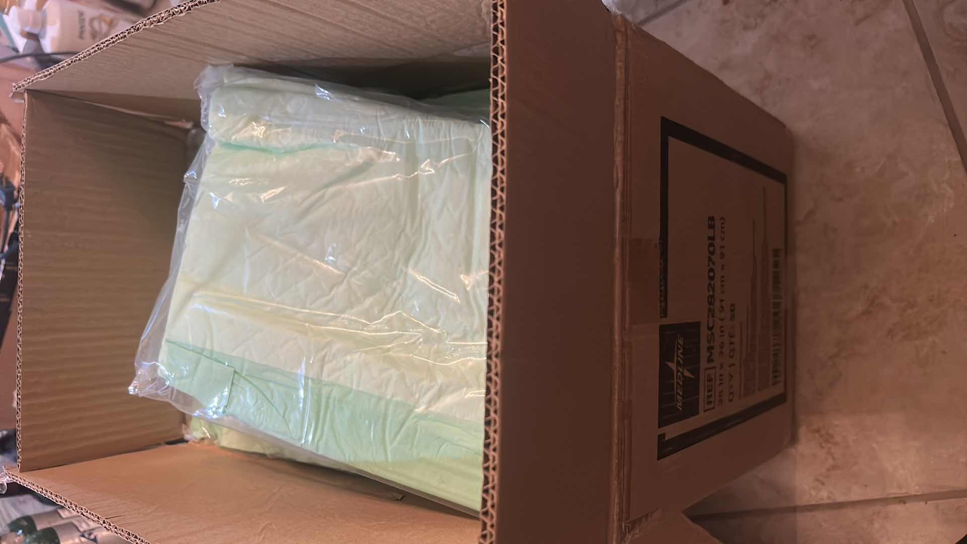 Photo 1 of 50 NEW MEDLINE 36“ x 36“ PADS