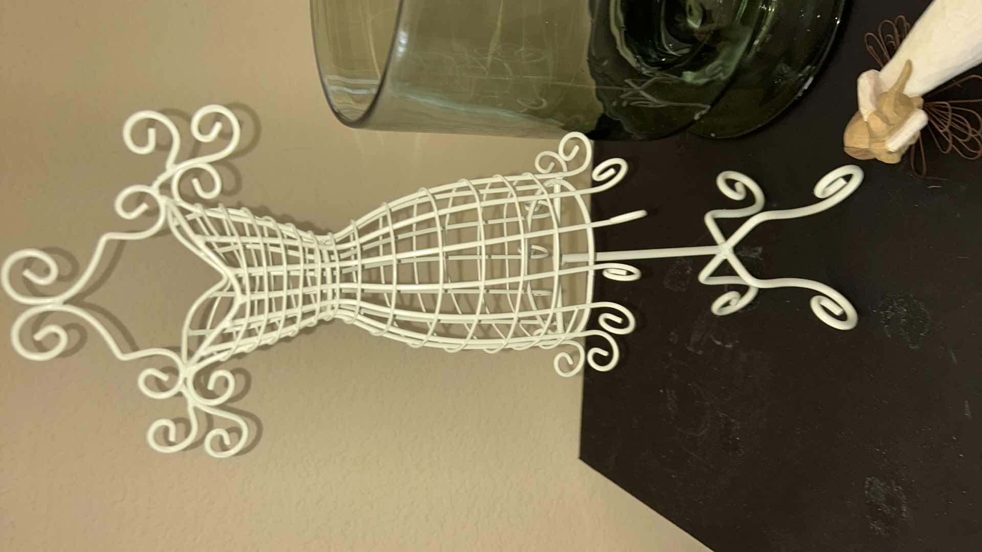 Photo 6 of 4 PC HOME DECOR - JEWELRY HOLDER DRESS-FORM, GREEN GLASS VASE/COMPOTE, WILLOW TREE ANGEL, HAND MADE KIWI