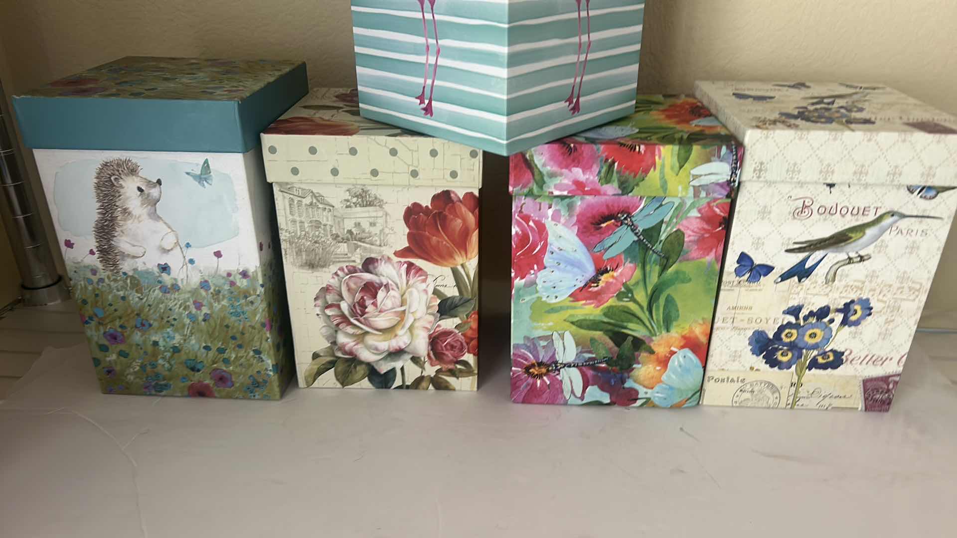 Photo 1 of 5 SMALL STORAGE BOXES HAND SMALL COLORFUL PURSE 7 1/4”