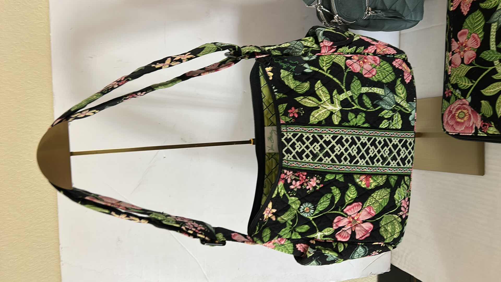 Photo 1 of 3 VERA BRADLEY HANDBAGS/CLUTCHES