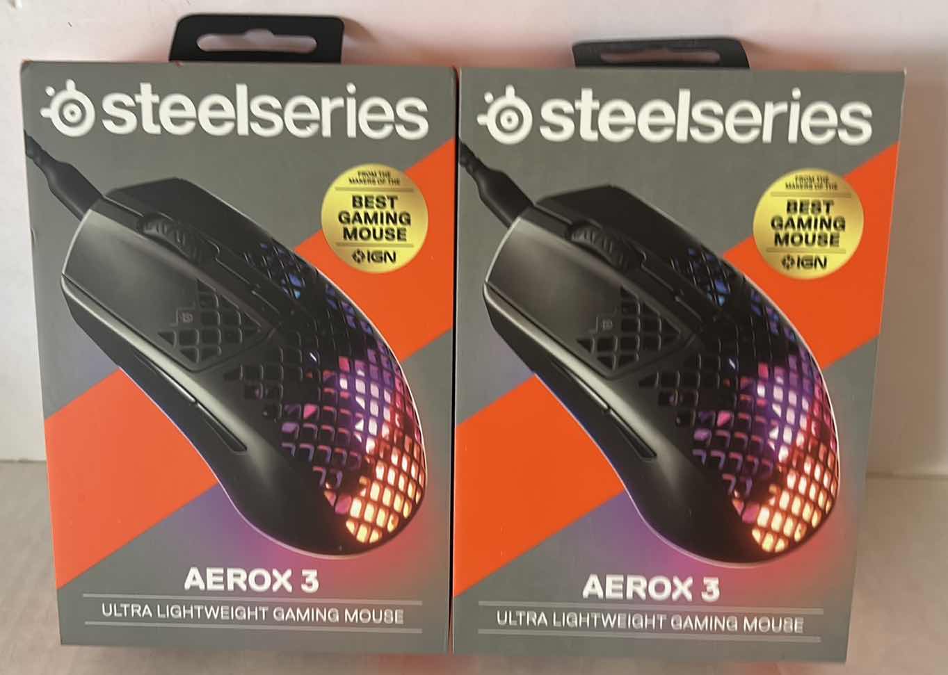 Photo 1 of 2 STEELSERIES GAMING MICE
