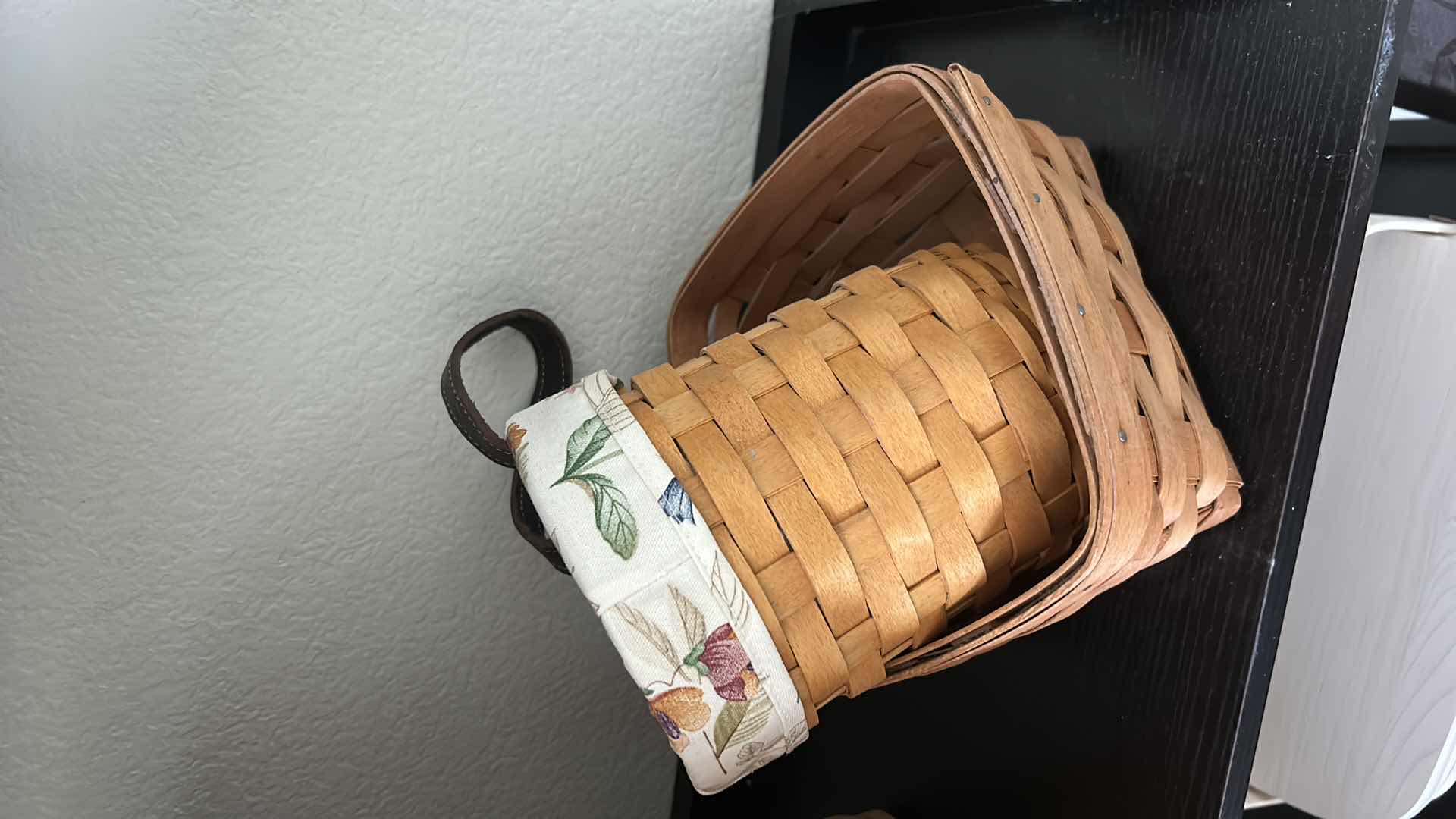 Photo 1 of 5 LONGABERGER BASKETS (LARGEST H12”)