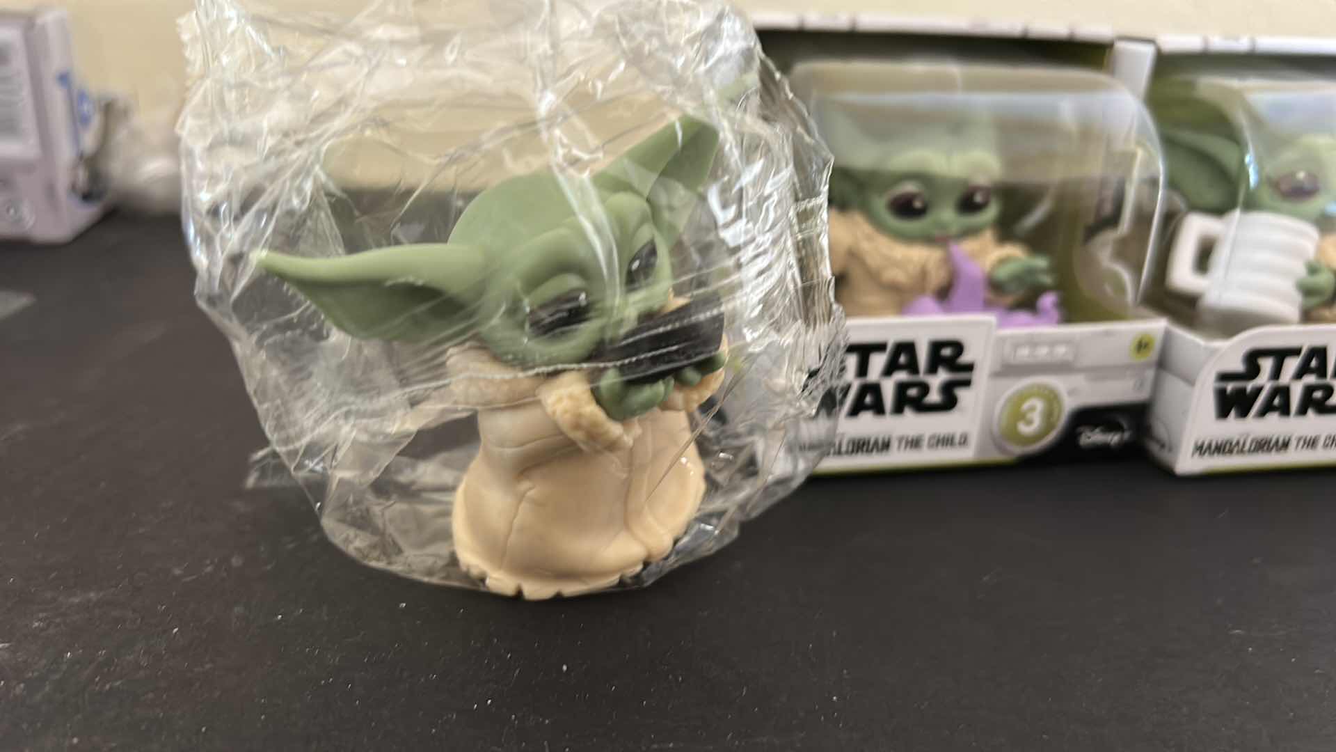 Photo 1 of 4 NEW STAR WARS MANDALORIAN THE CHILD