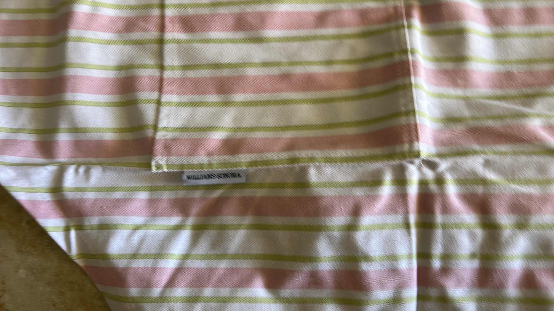 Photo 1 of 3 WILLIAMS SONOMA APRONS