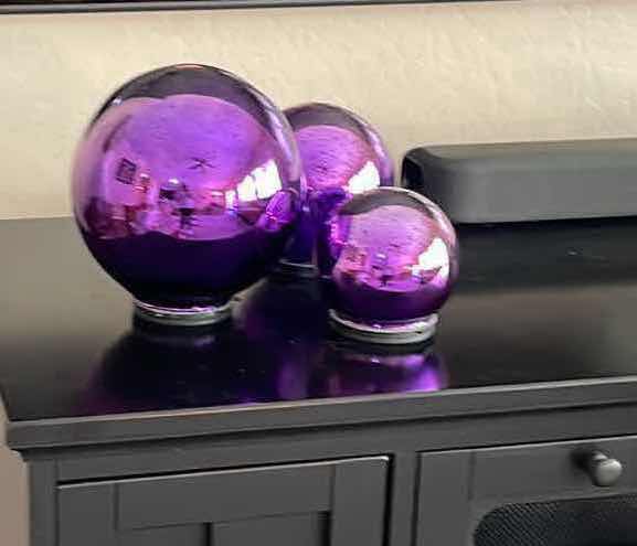 Photo 1 of GLASS ORBS FOR YARD 8” and 5”