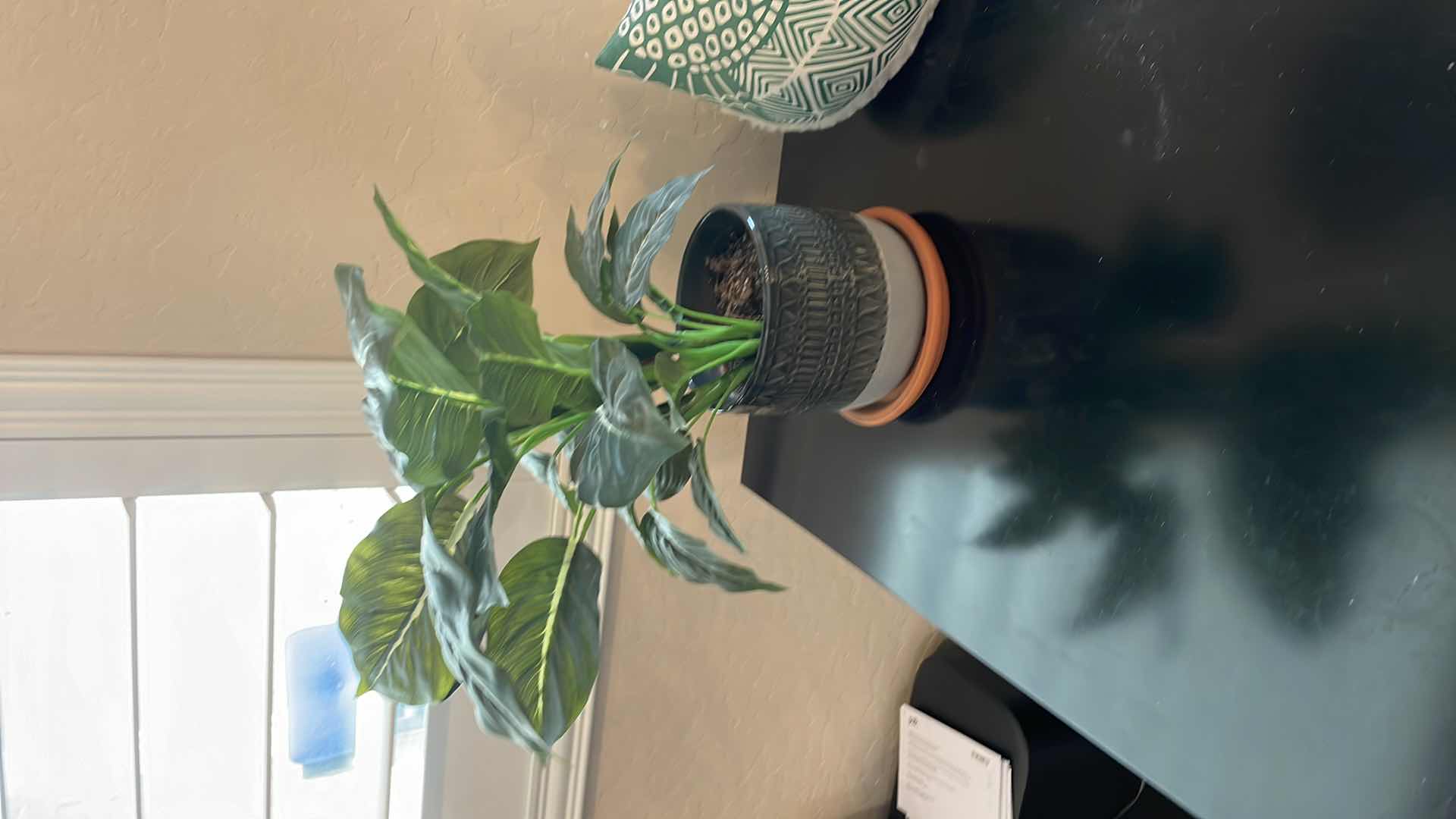 Photo 2 of DECOR FAUX PLANT,  SWAN , 18”