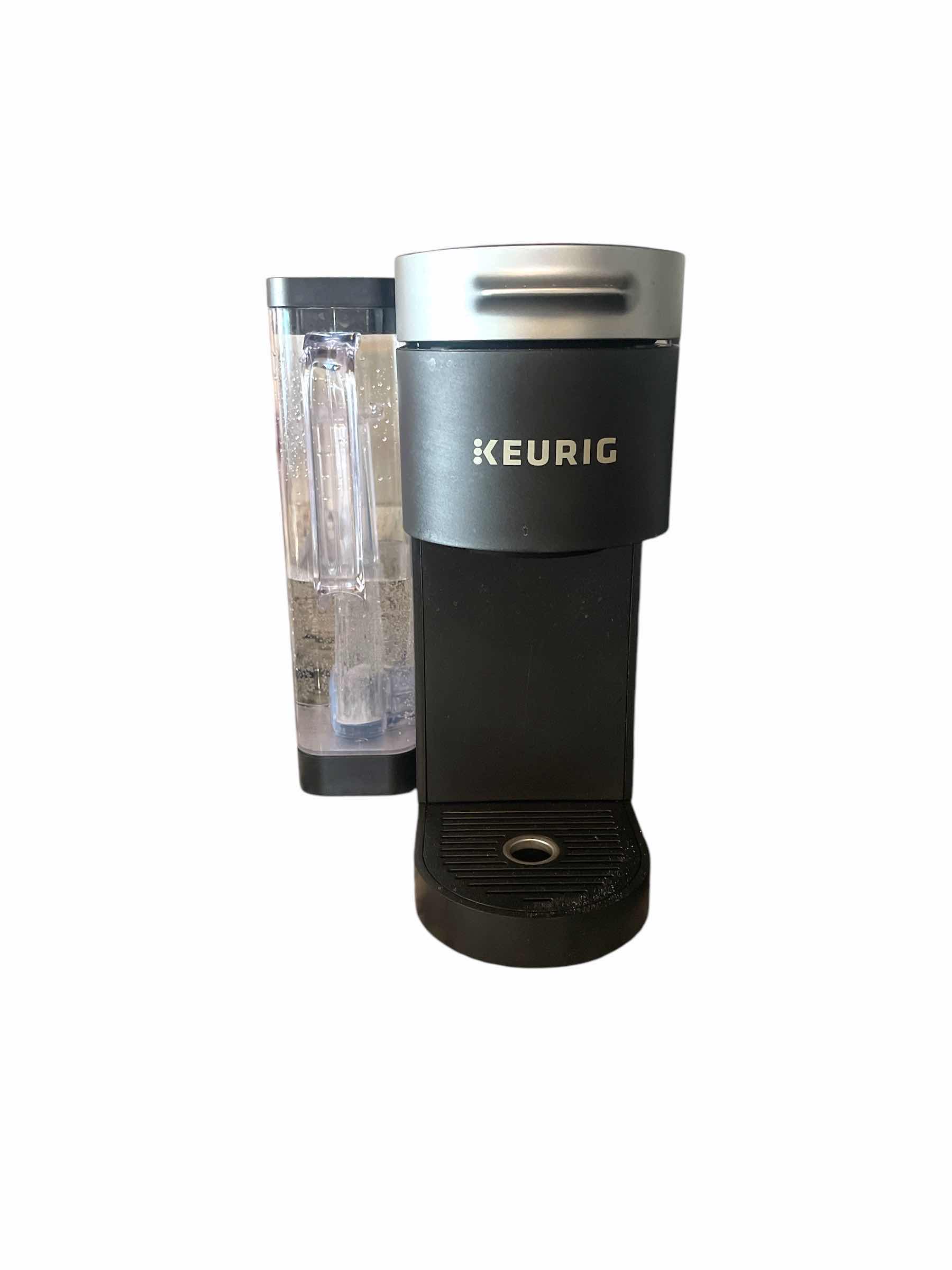 Photo 1 of KEURIG K CUP BREWER