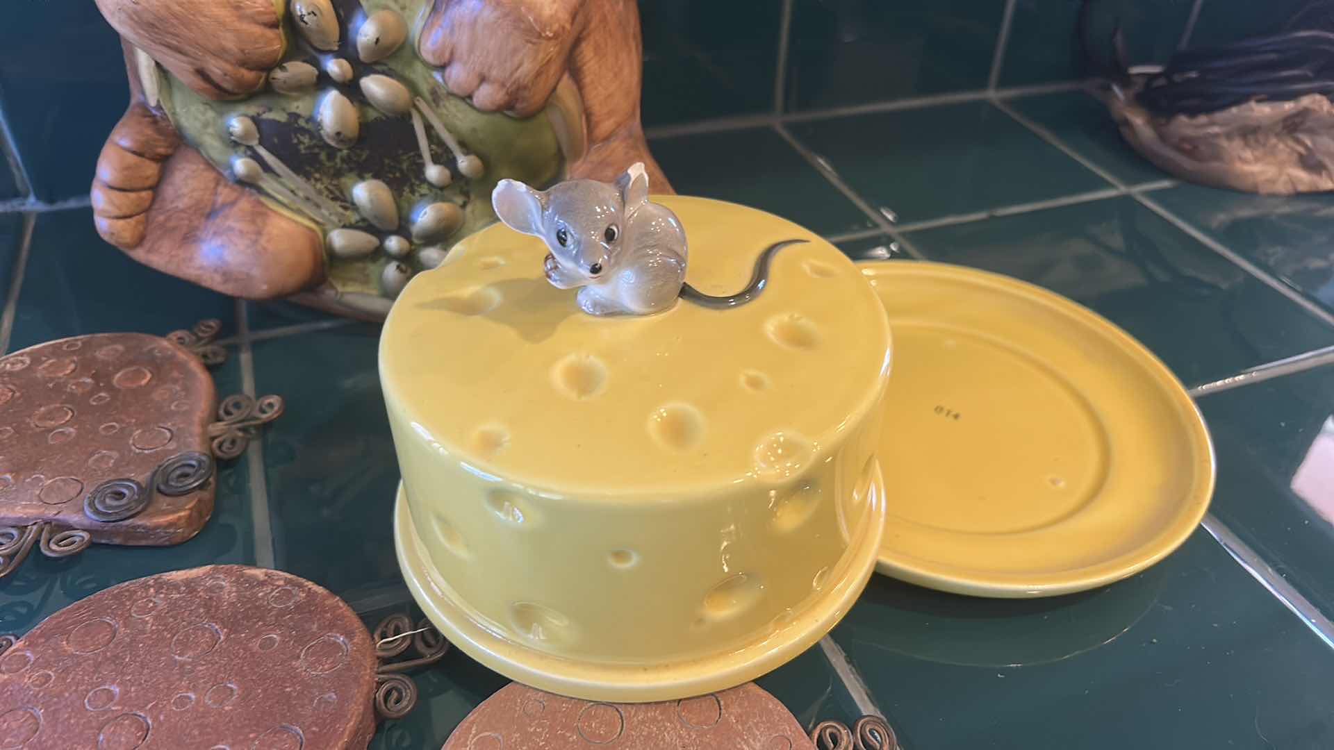 Photo 1 of VINTAGE TURTLE COOKIE JAR, VINTAGE MOUSE CHEESE DISH WITH LID AND 3 COASTERS