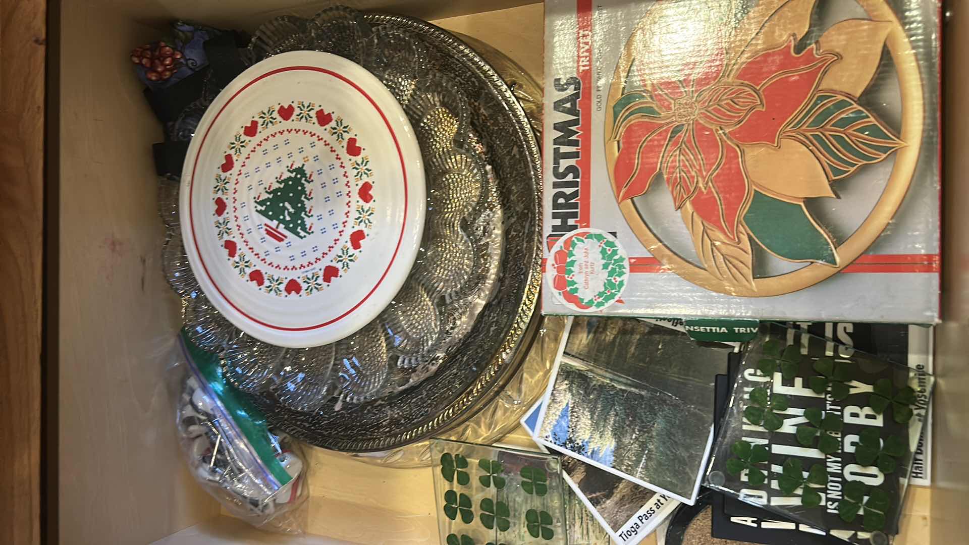 Photo 1 of CONTENTS OF KITCHEN DRAWER