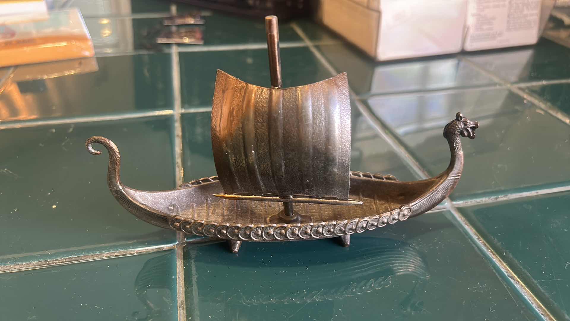 Photo 1 of 4 PC VINTAGE HOME DECOR- STAINED GLASS, METAL ART (TALLEST 9.5”)