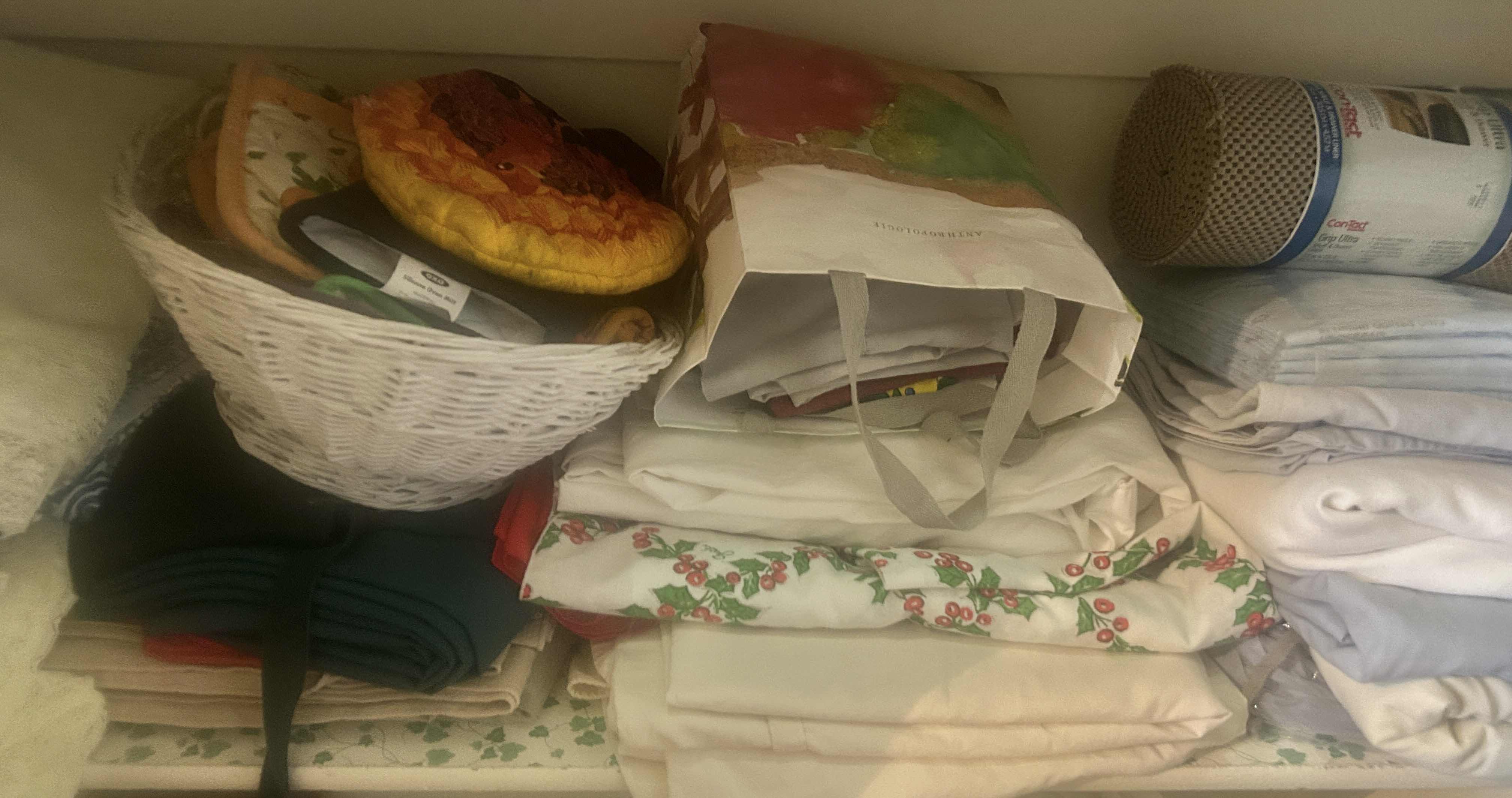 Photo 1 of CONTENTS OF LINEN CLOSET