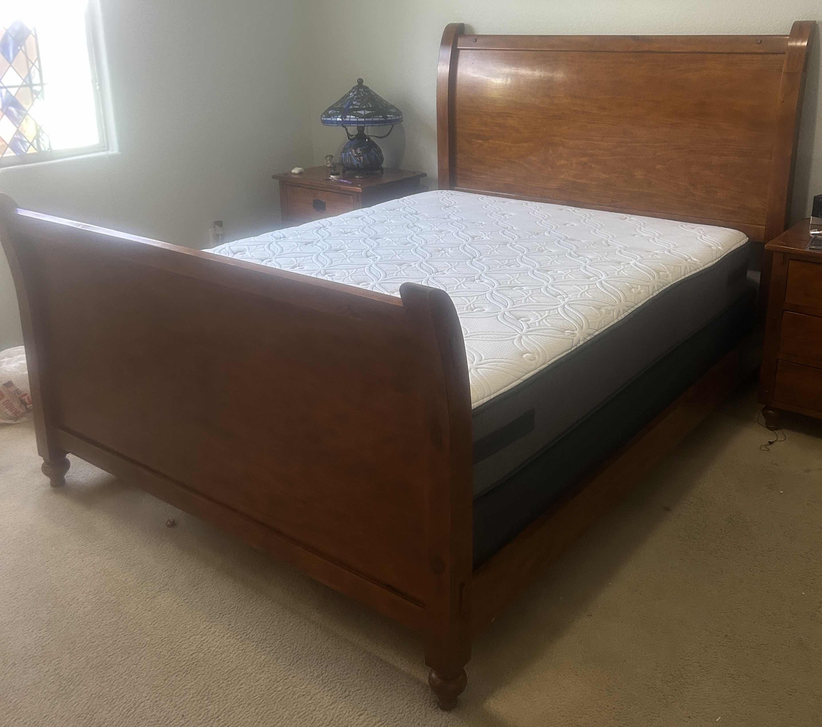 Photo 1 of TRADEWINS WOOD QUEEN HEADBOARD AND FOOTBOARD 65“ x 87“ x H56“