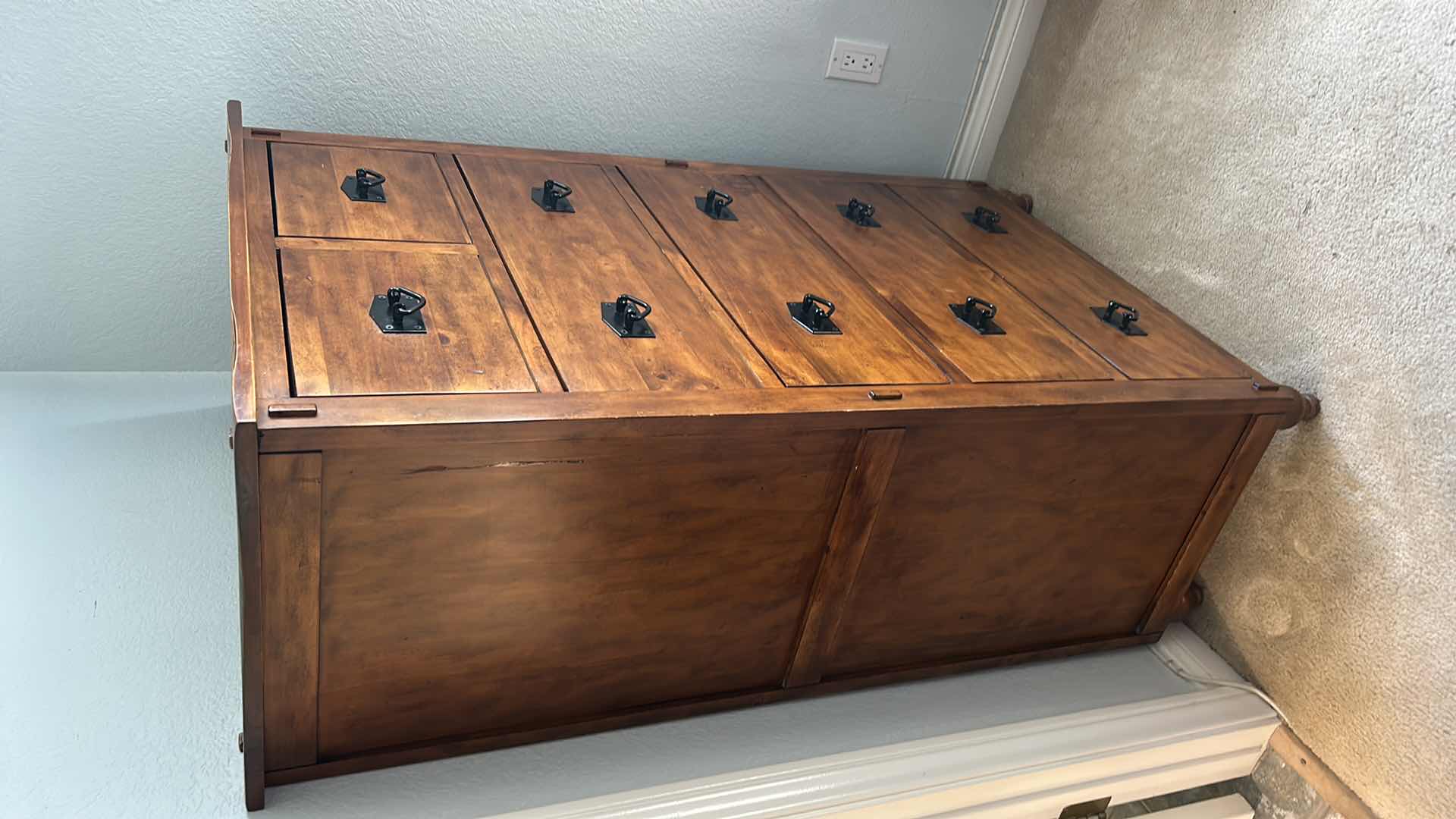 Photo 1 of TRADEWIN WOOD 6 DRAWER HIBOY 32 1/2“ x 19“ x H55“
