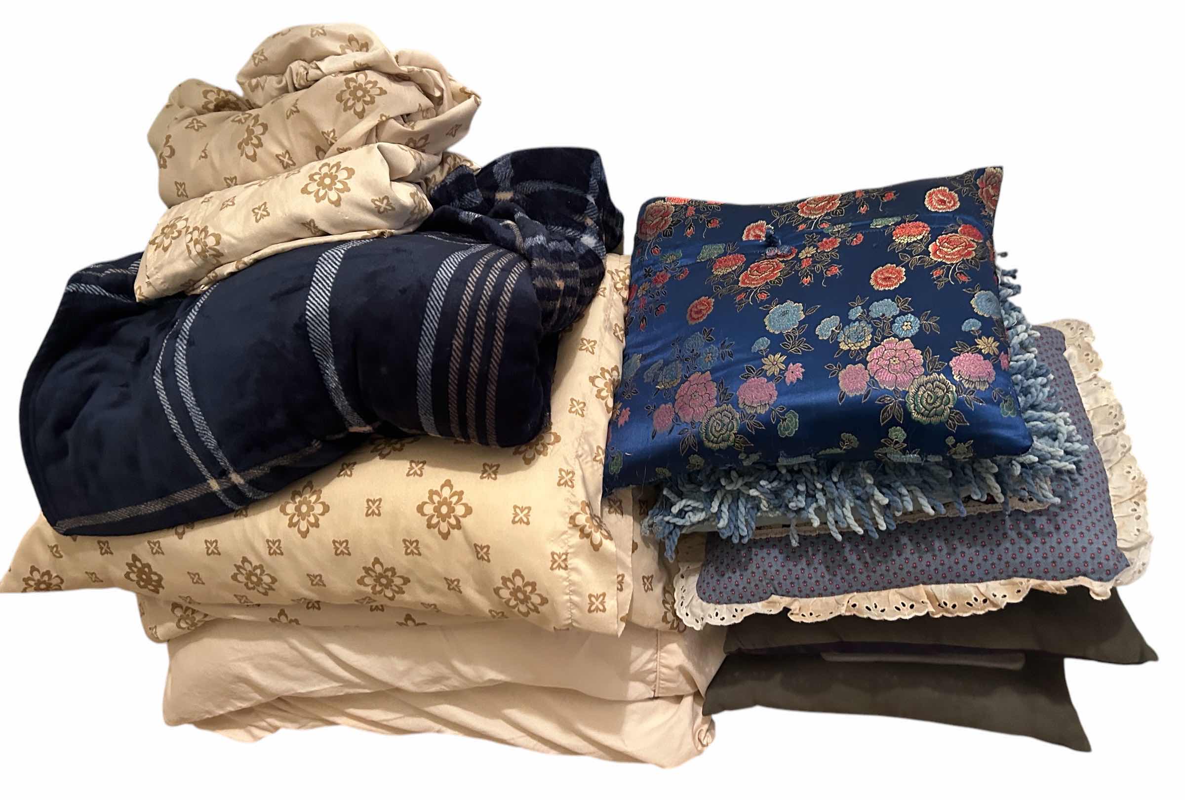 Photo 1 of PILLOWS AND LINENS IN PRIMARY CLOSET