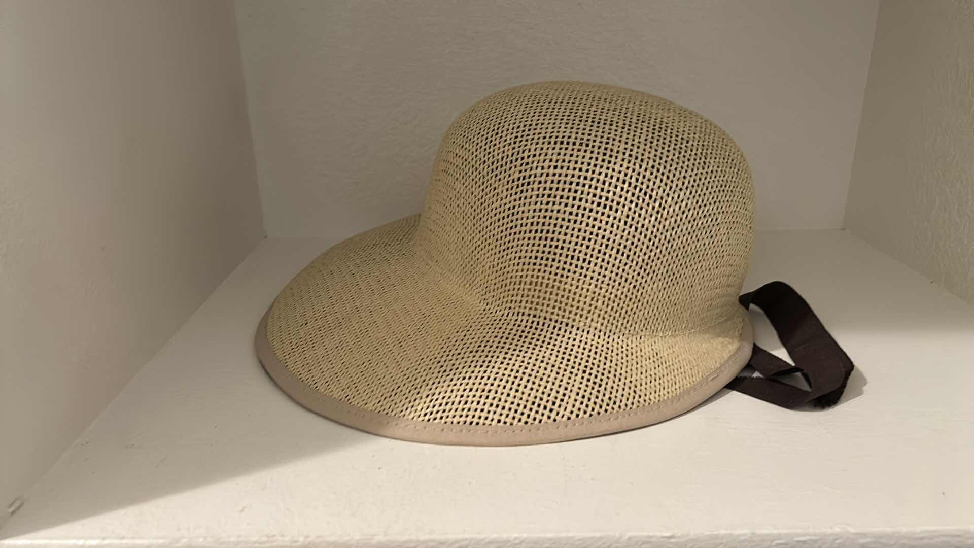 Photo 1 of 3 WOMENS HATS