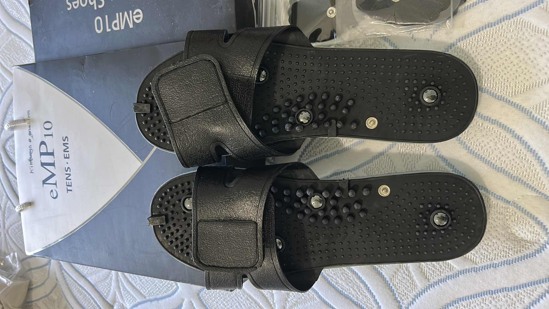Photo 1 of eMP 10 TENS - EMS MASSAGE SHOES