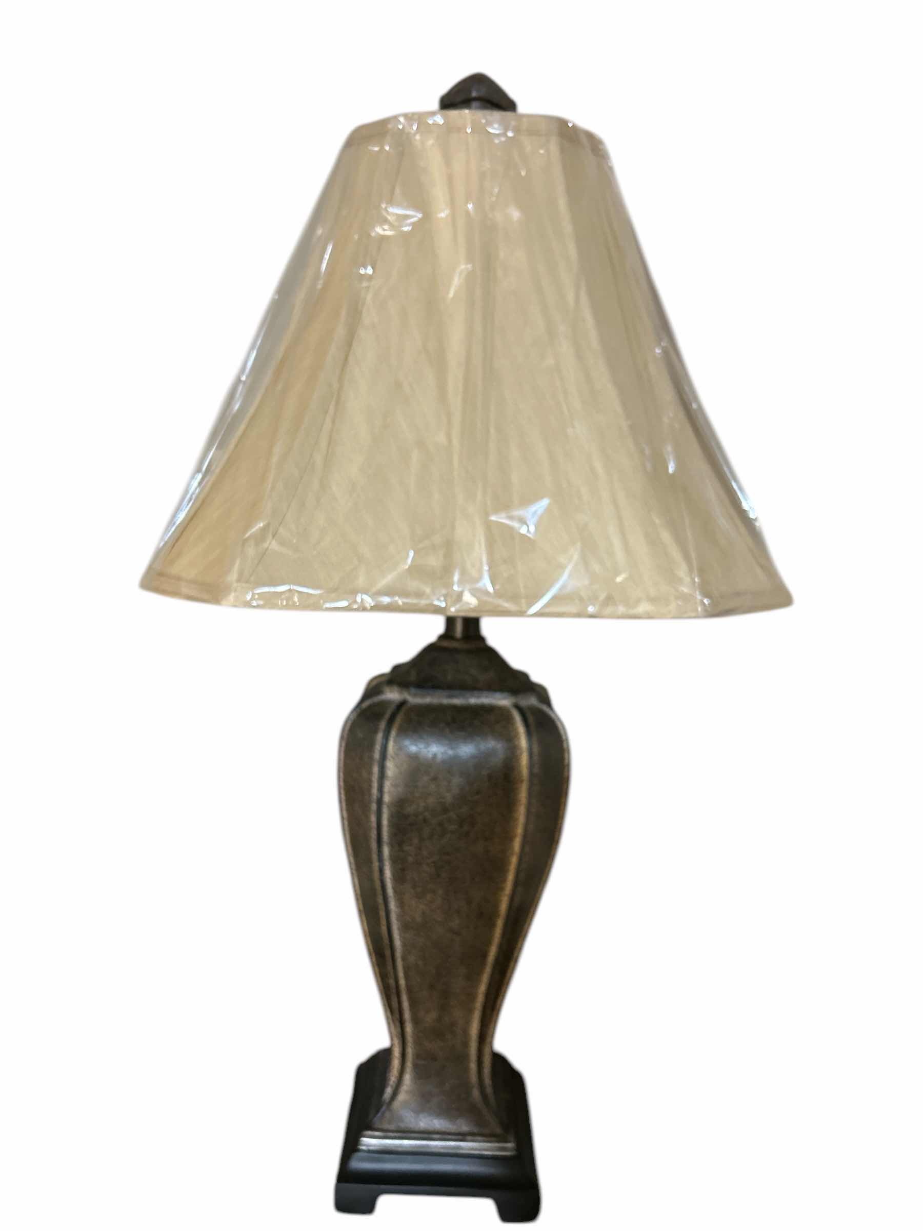 Photo 1 of LEATHER AND METAL ACCENTS TABLE LAMP H29”